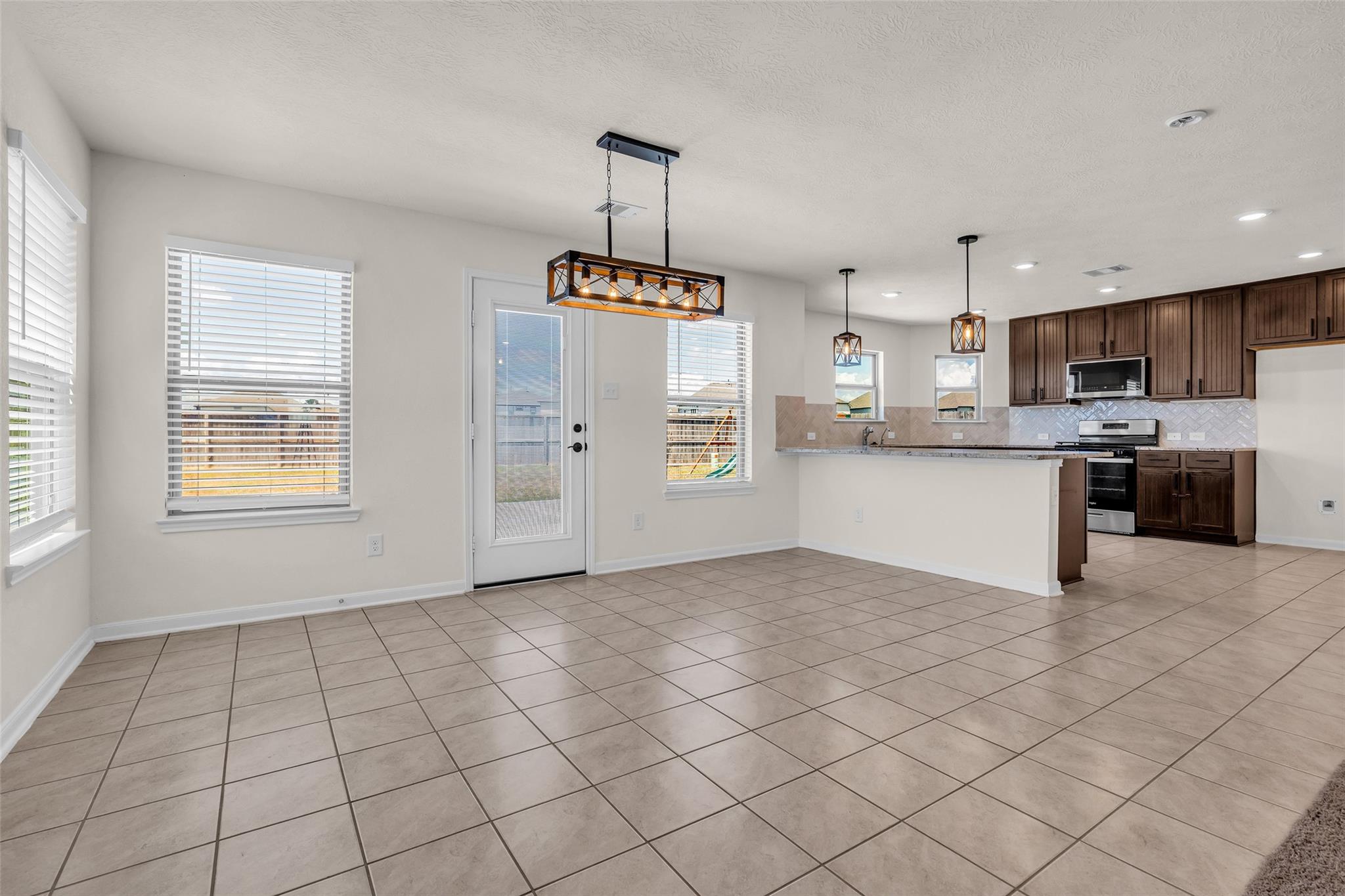 21278 Harbor Shore Drive, Cypress Tx 77433 Property Photo 15