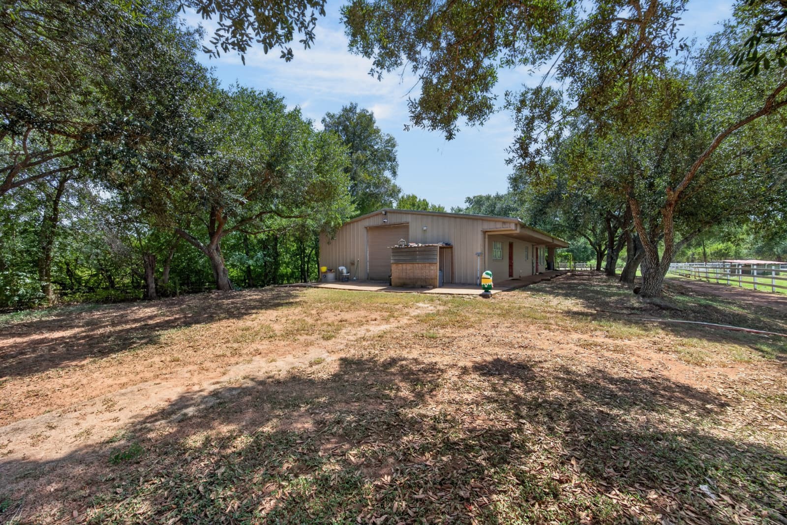 37530 L G Lane Property Photo 11