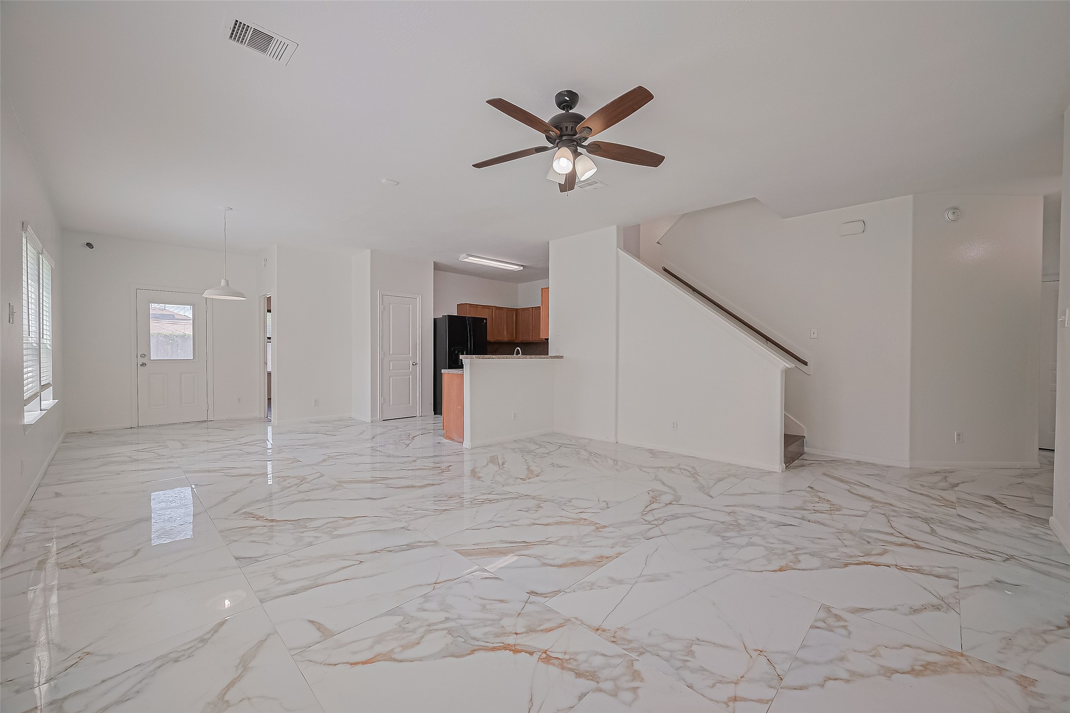 7727 N Friesian Meadow Lane Nw Property Photo 8