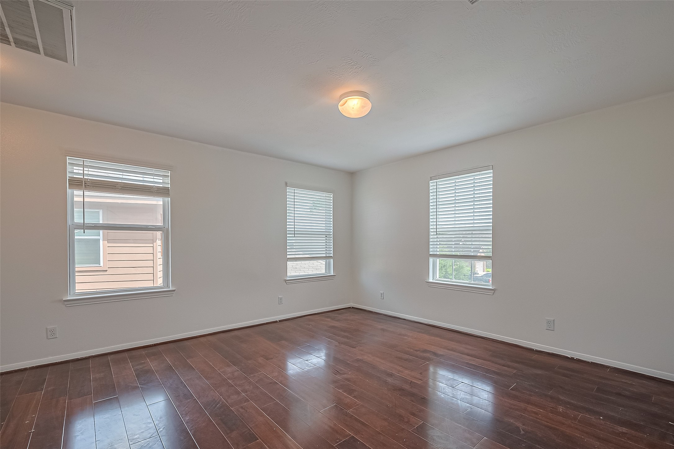 7727 N Friesian Meadow Lane Nw Property Photo 15