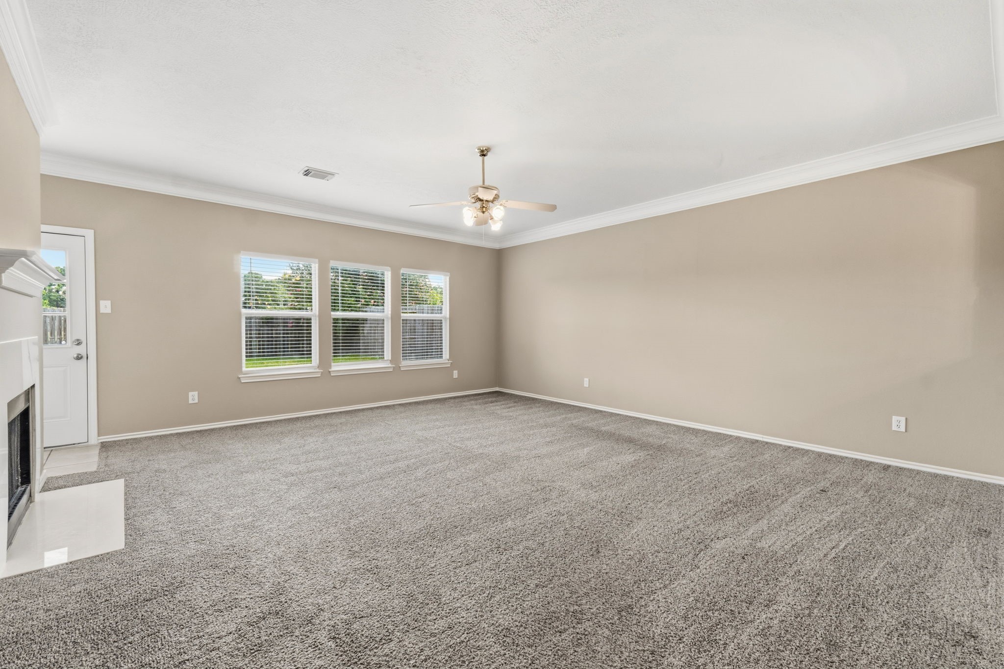 11822 Green Willow Falls Drive Property Photo 7