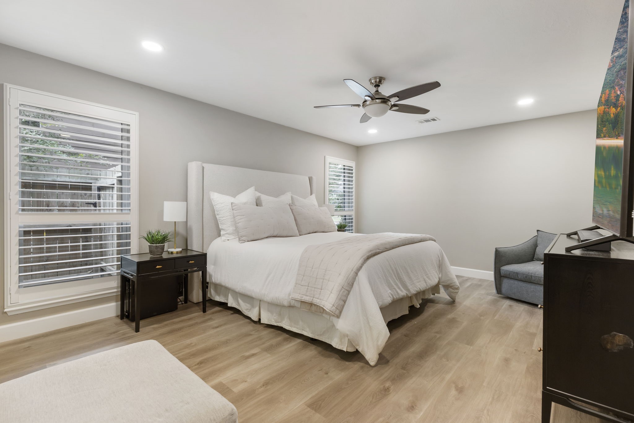 21 Wakerobin Court Property Photo 11
