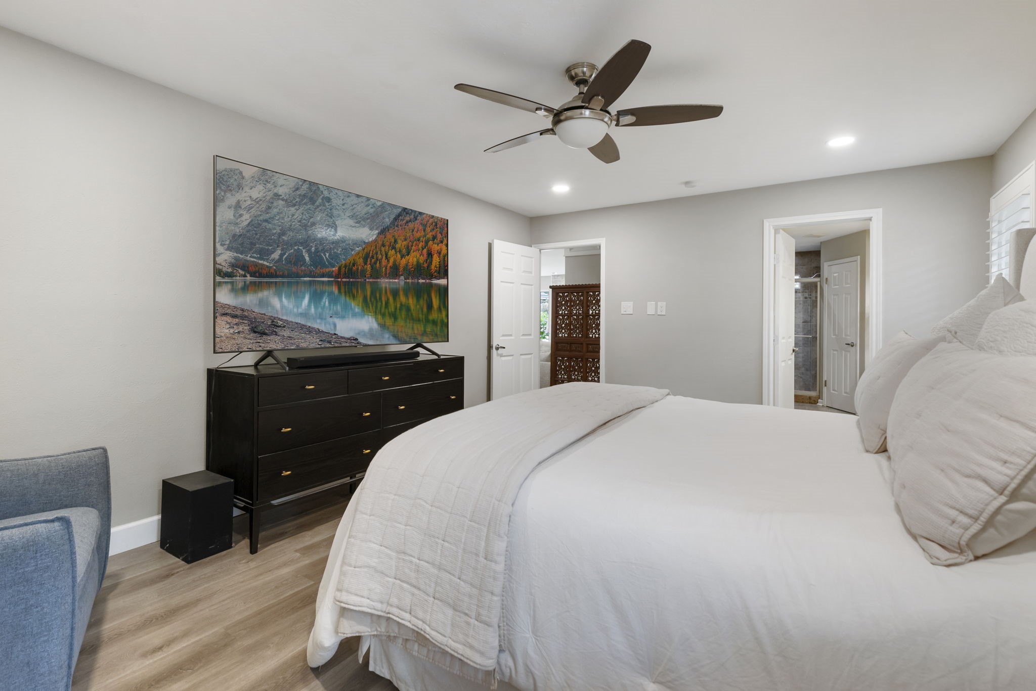 21 Wakerobin Court Property Photo 13