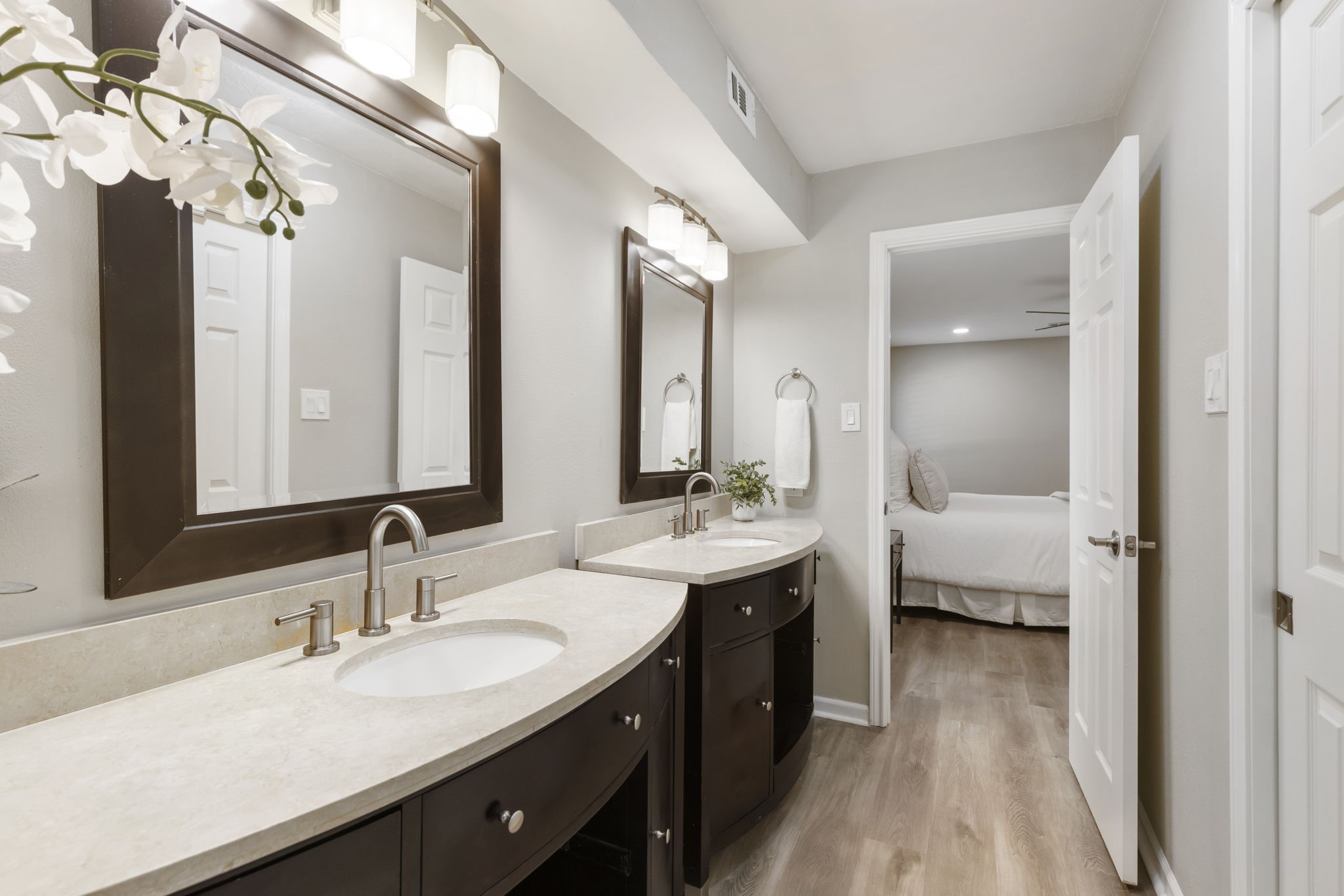 21 Wakerobin Court Property Photo 15