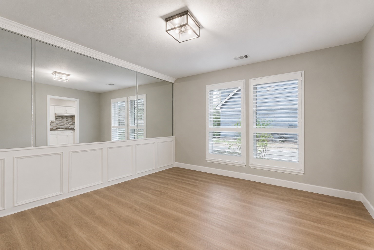 21 Wakerobin Court Property Photo 27