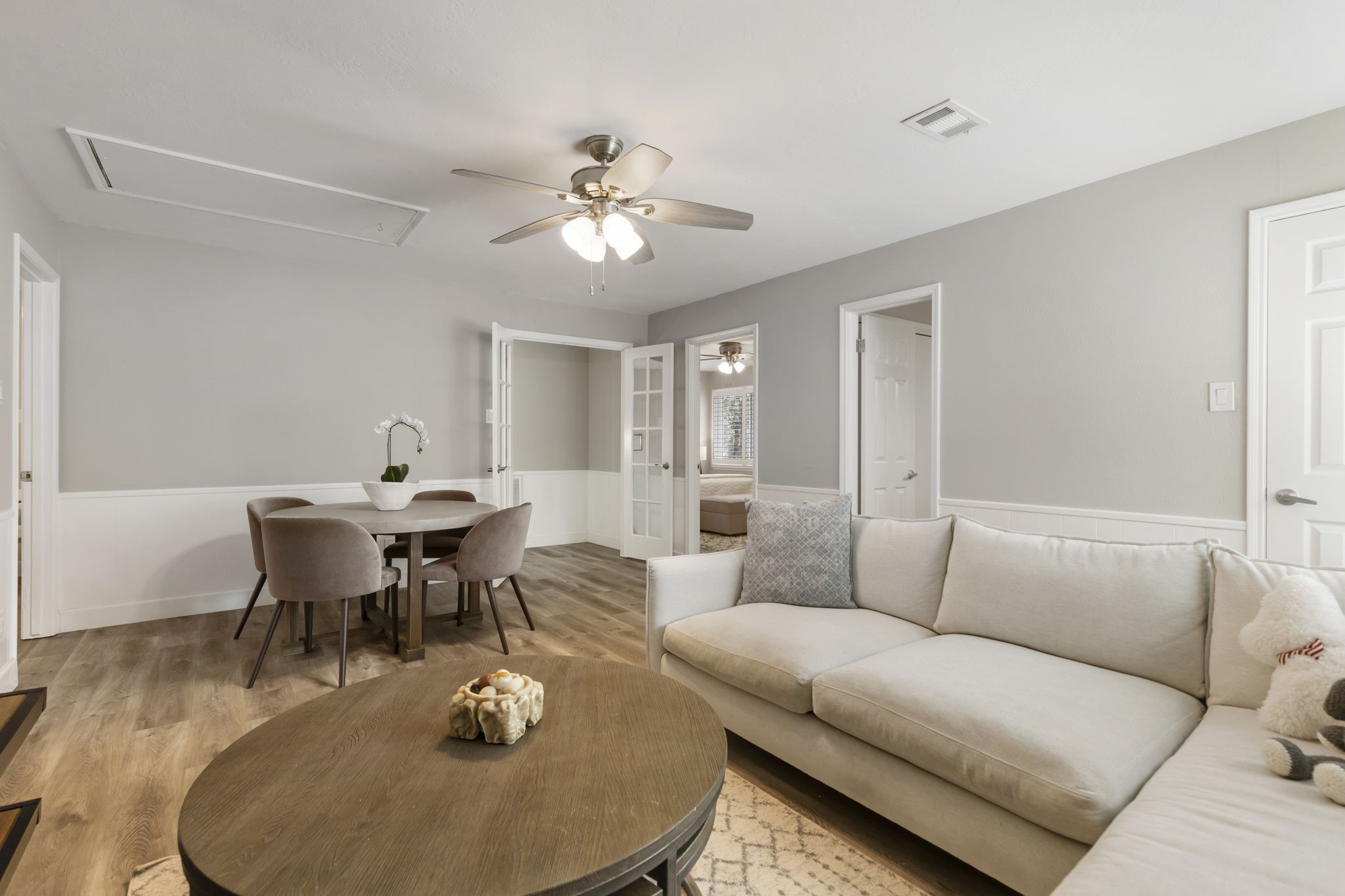 21 Wakerobin Court Property Photo 40