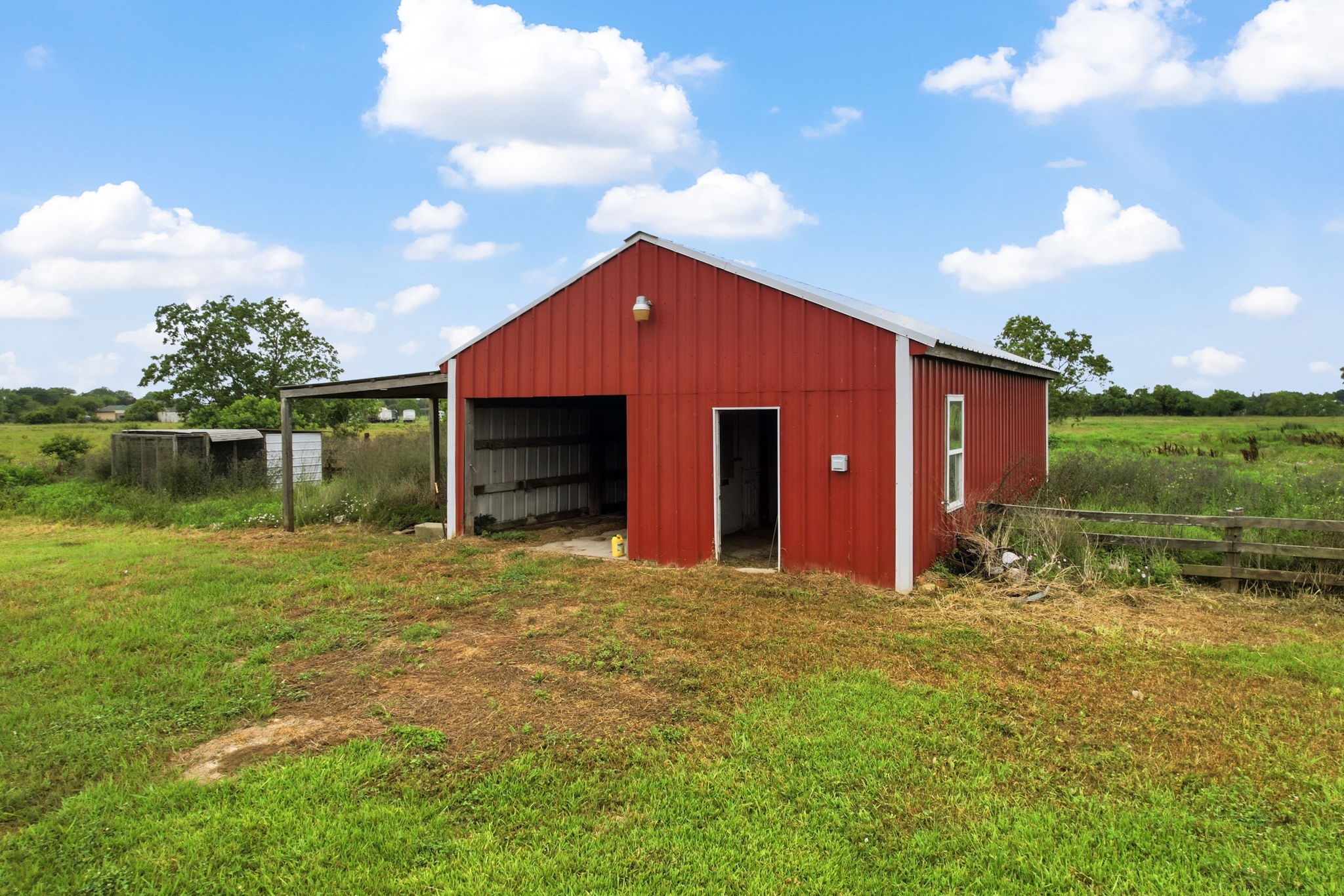 1405 Big Hill Road Property Photo 8