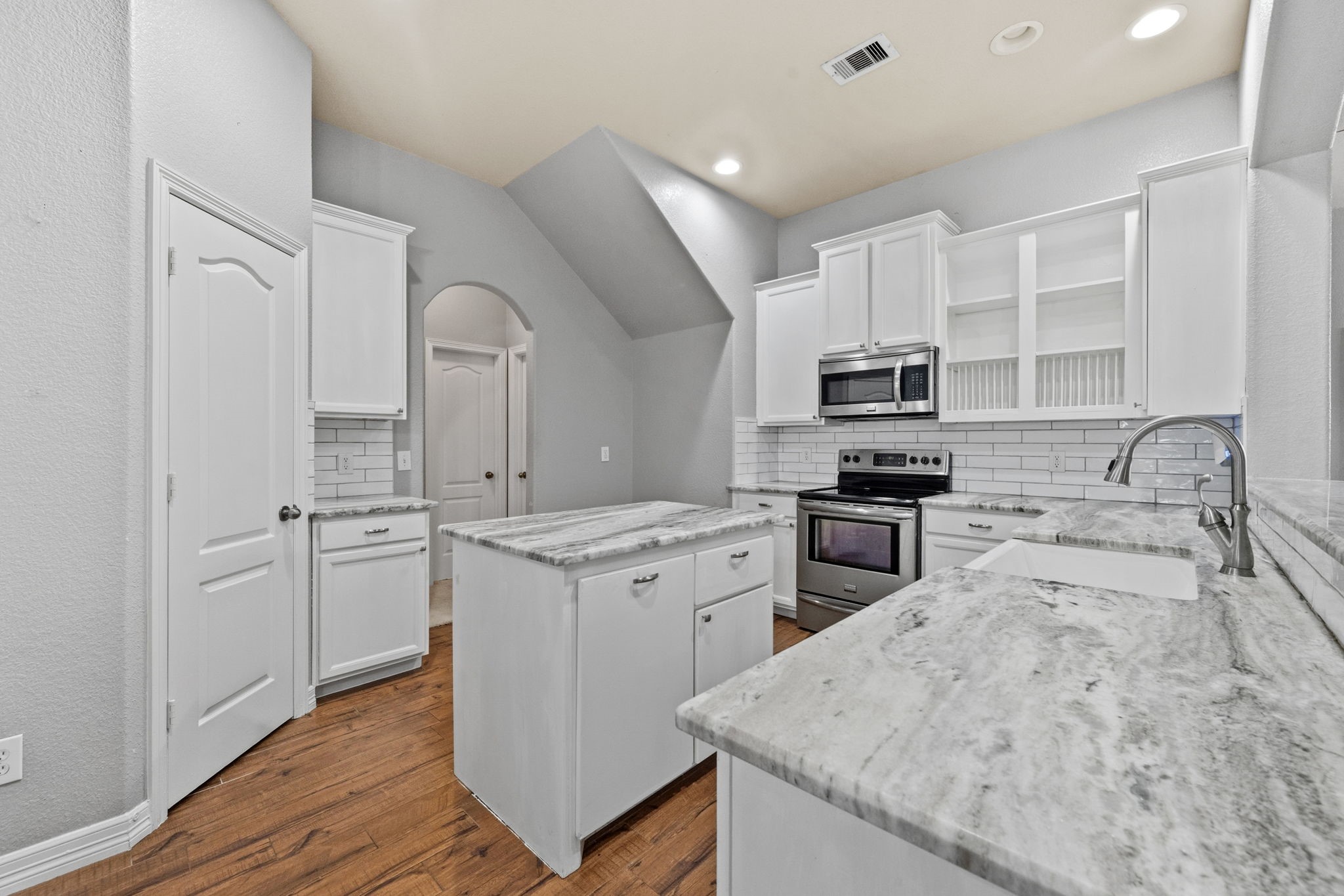 1405 Big Hill Road Property Photo 26