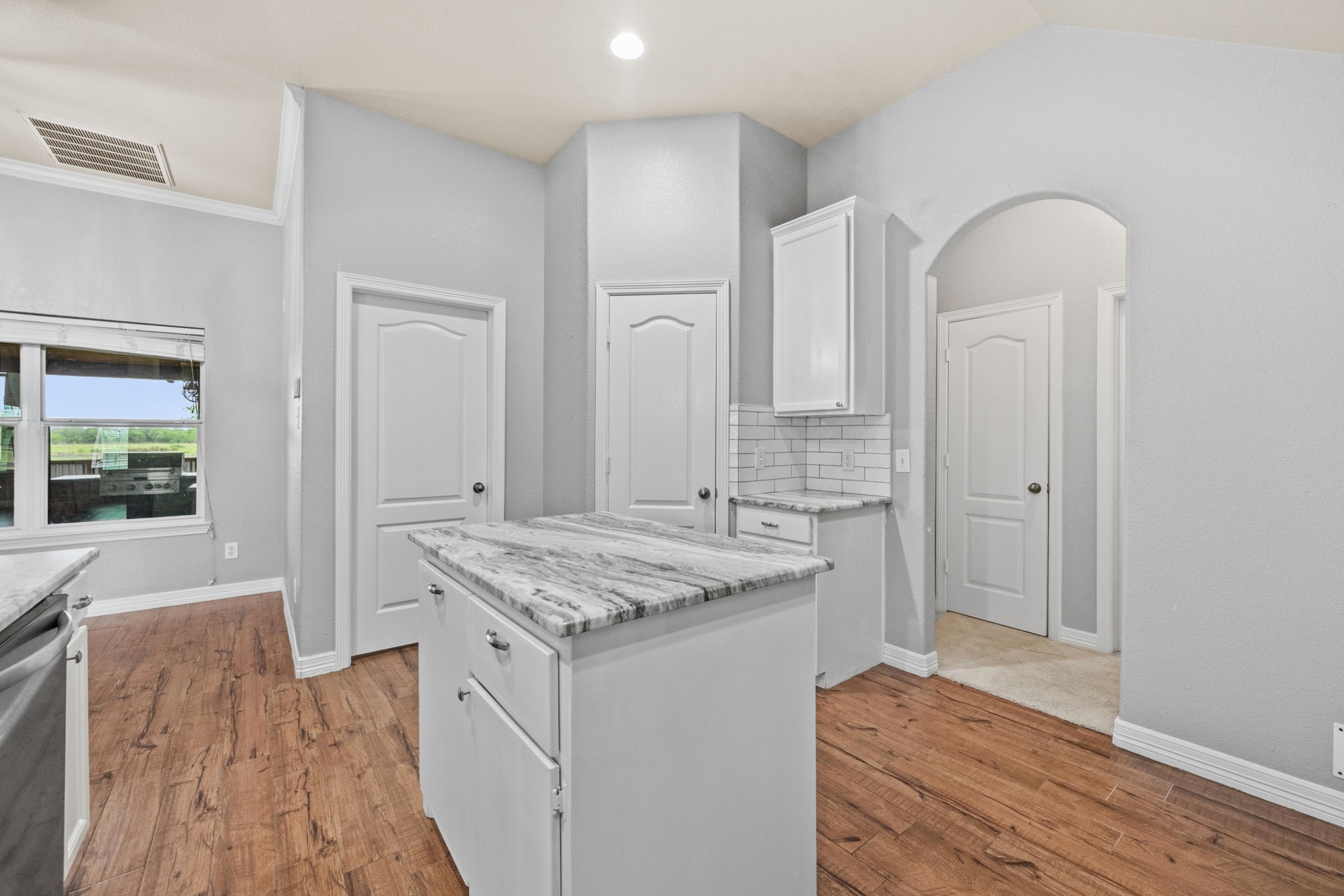 1405 Big Hill Road Property Photo 27