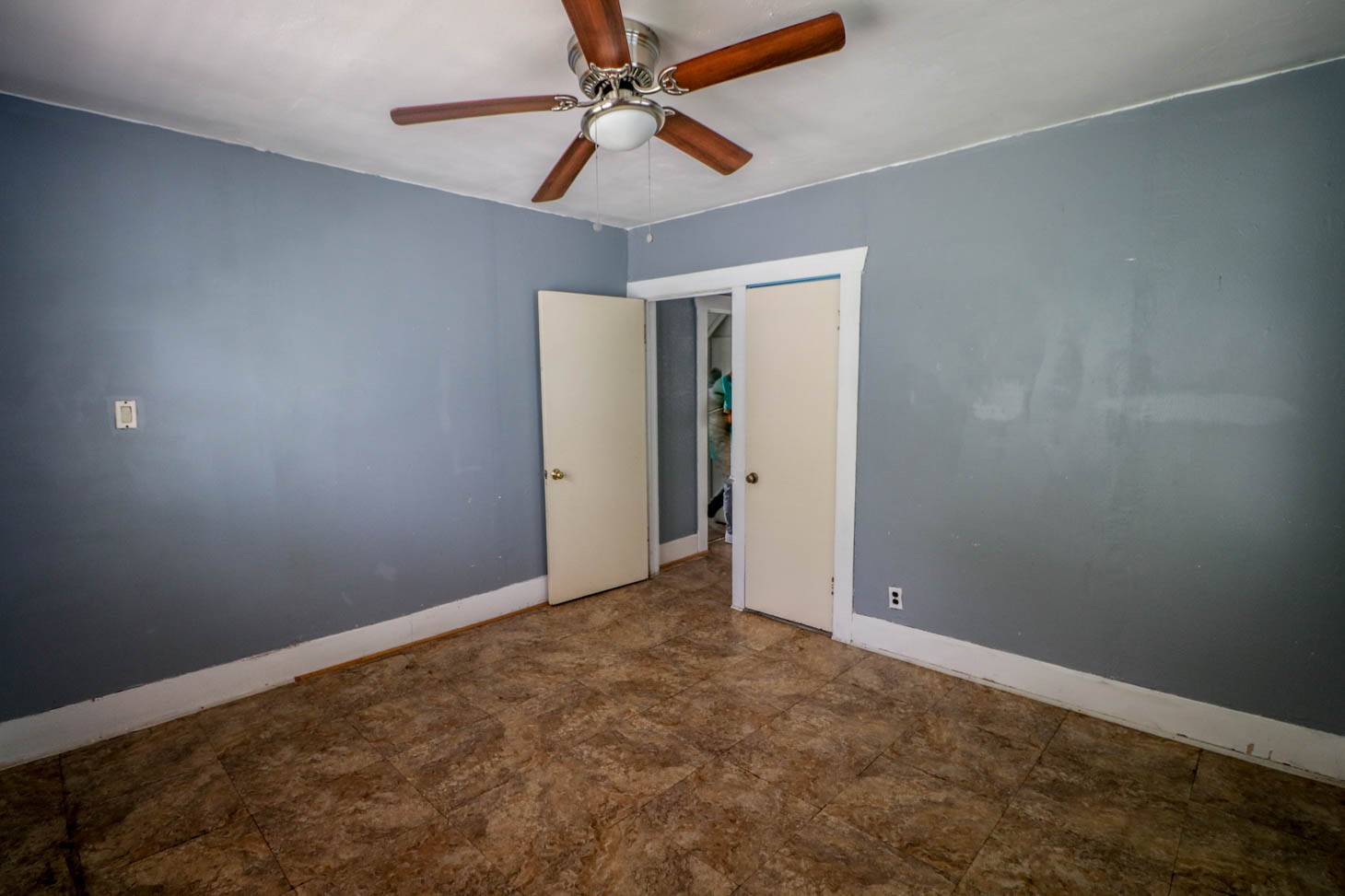 9243 E Avenue O Property Photo 3