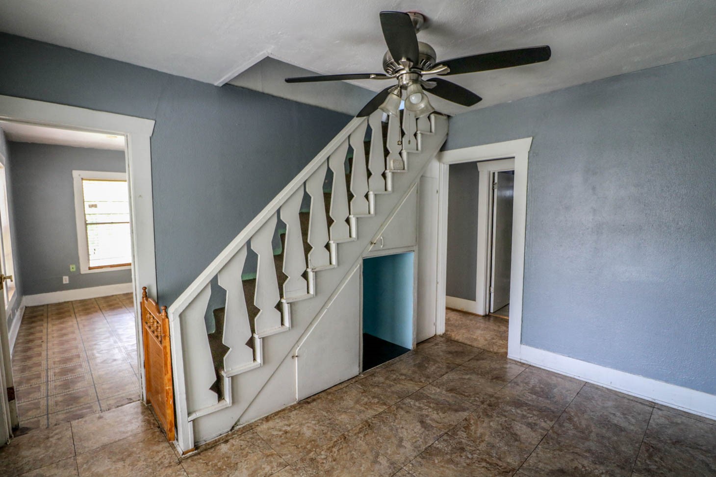 9243 E Avenue O Property Photo 5