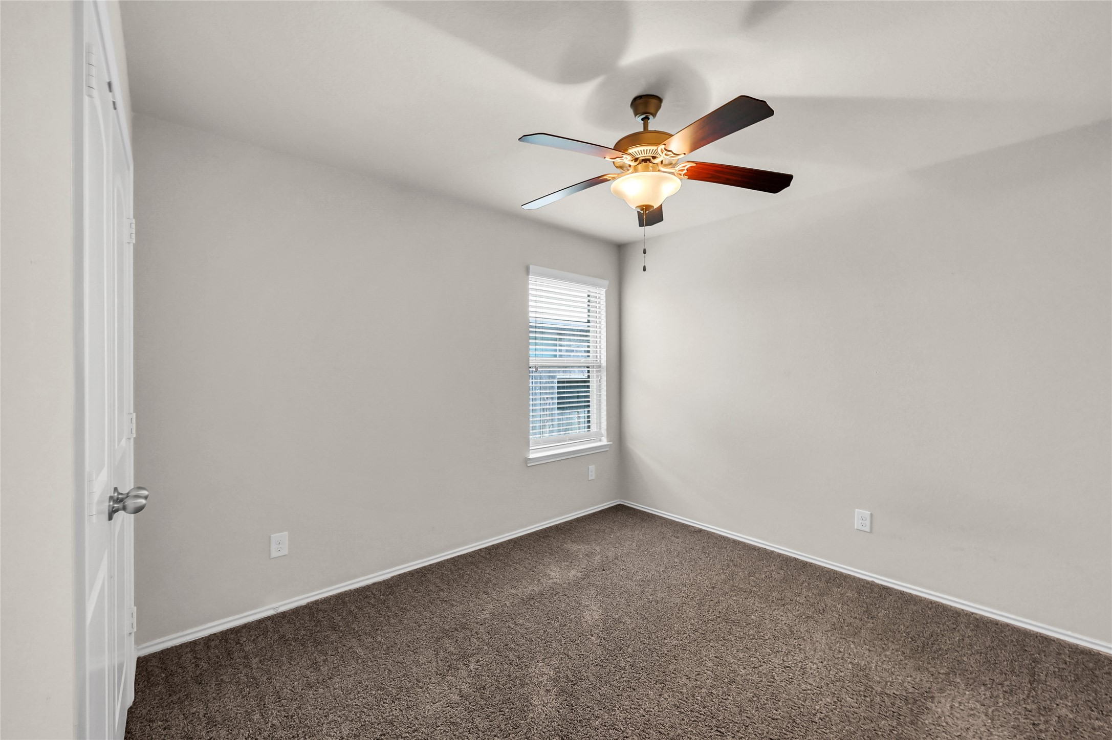 23723 Giardini Drive Property Photo 5
