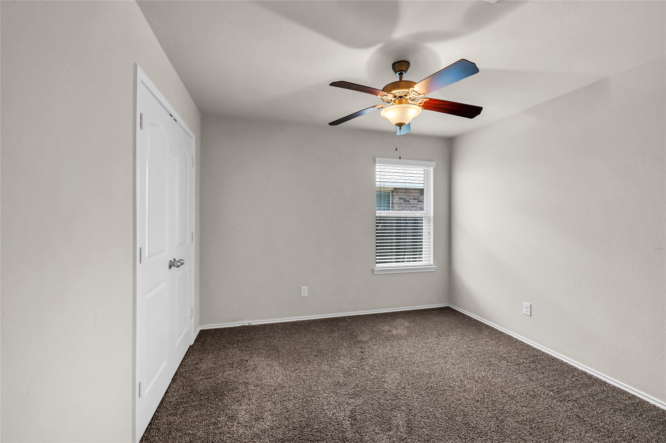 23723 Giardini Drive Property Photo 8