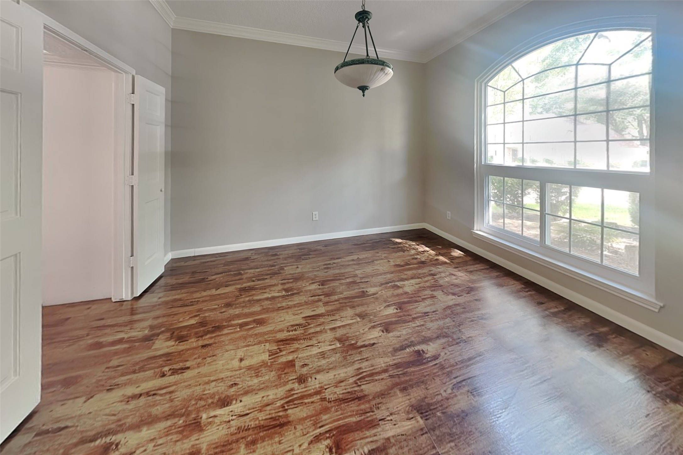16915 Misty Creek Drive Property Photo 11