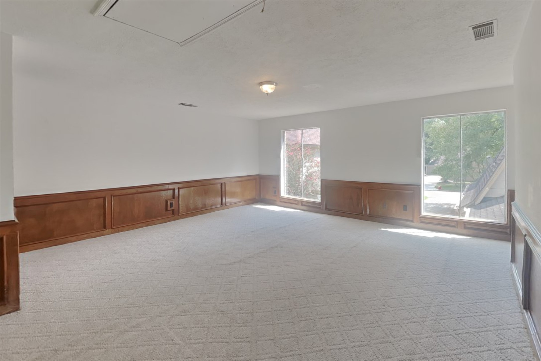 16915 Misty Creek Drive Property Photo 18
