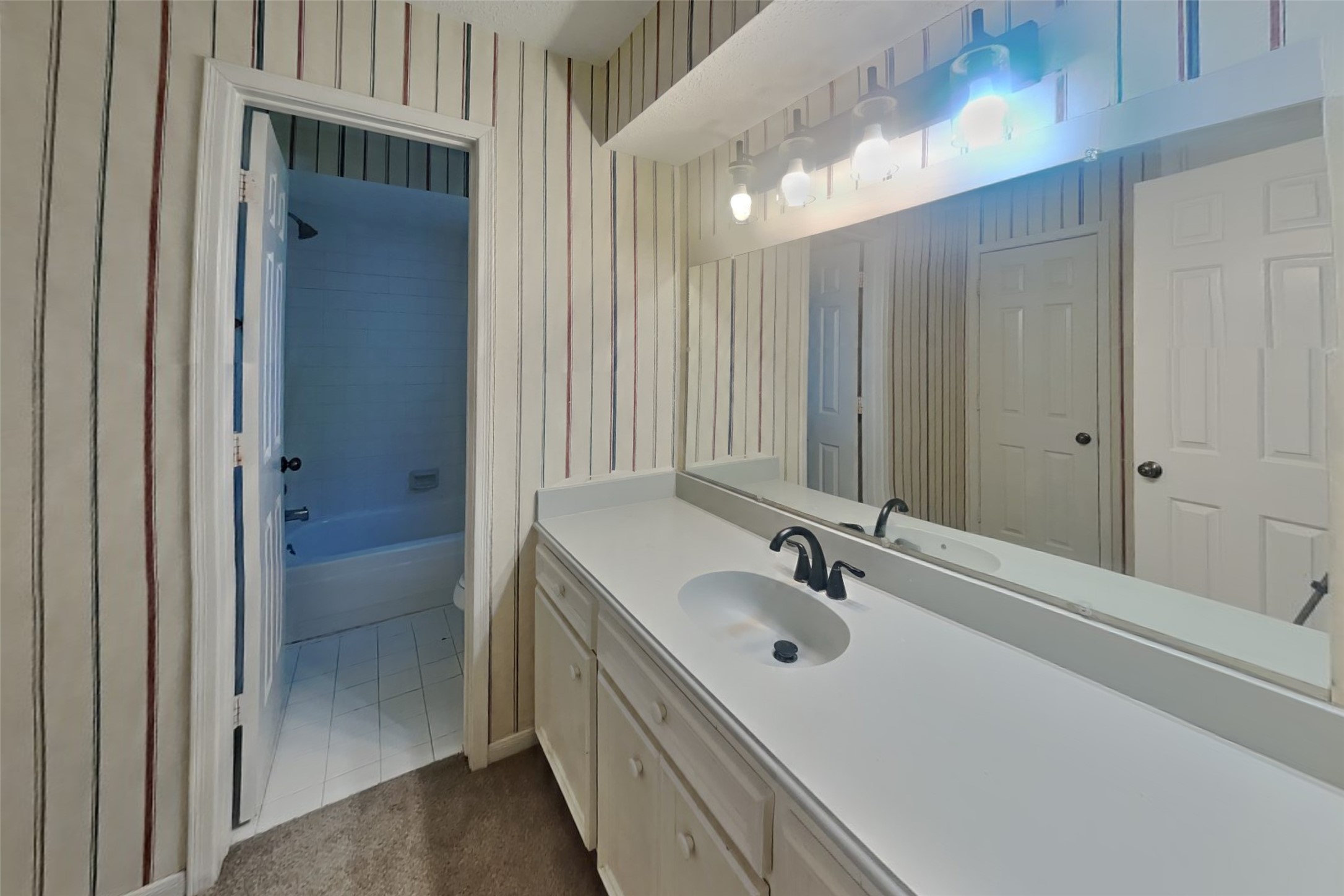 16915 Misty Creek Drive Property Photo 25