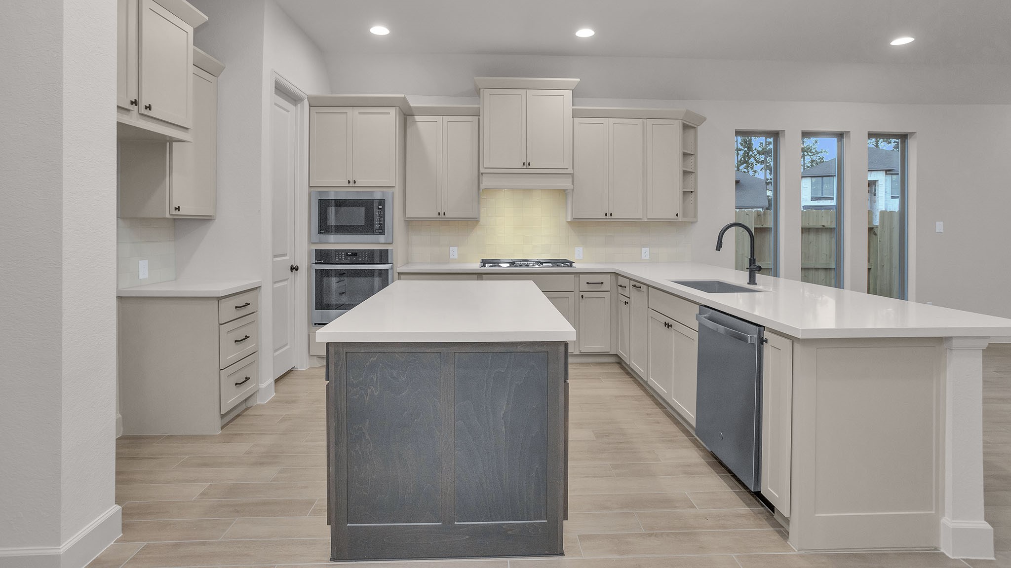 359 Mulberry Creek Street Property Photo 6