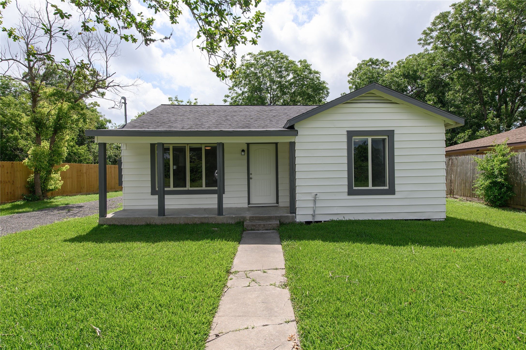 6811 Mike Street Property Photo 1