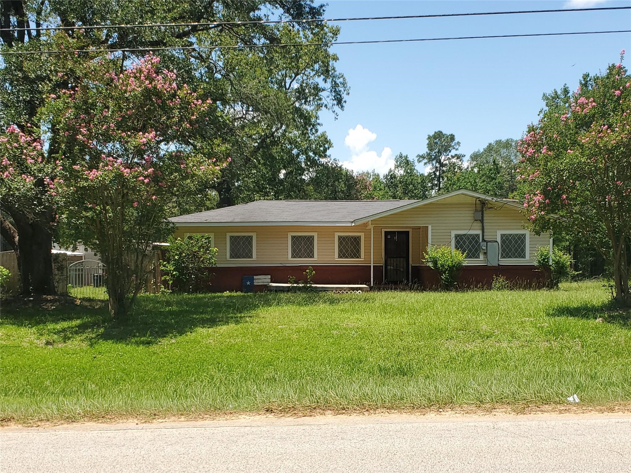 12021 Old Montgomery Road Property Photo 4