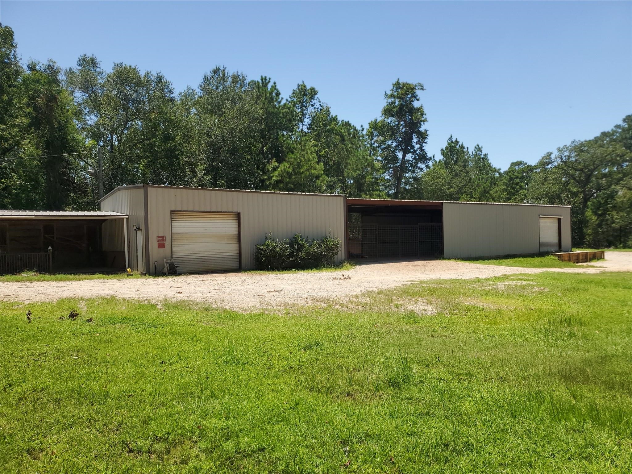 12021 Old Montgomery Road Property Photo 6