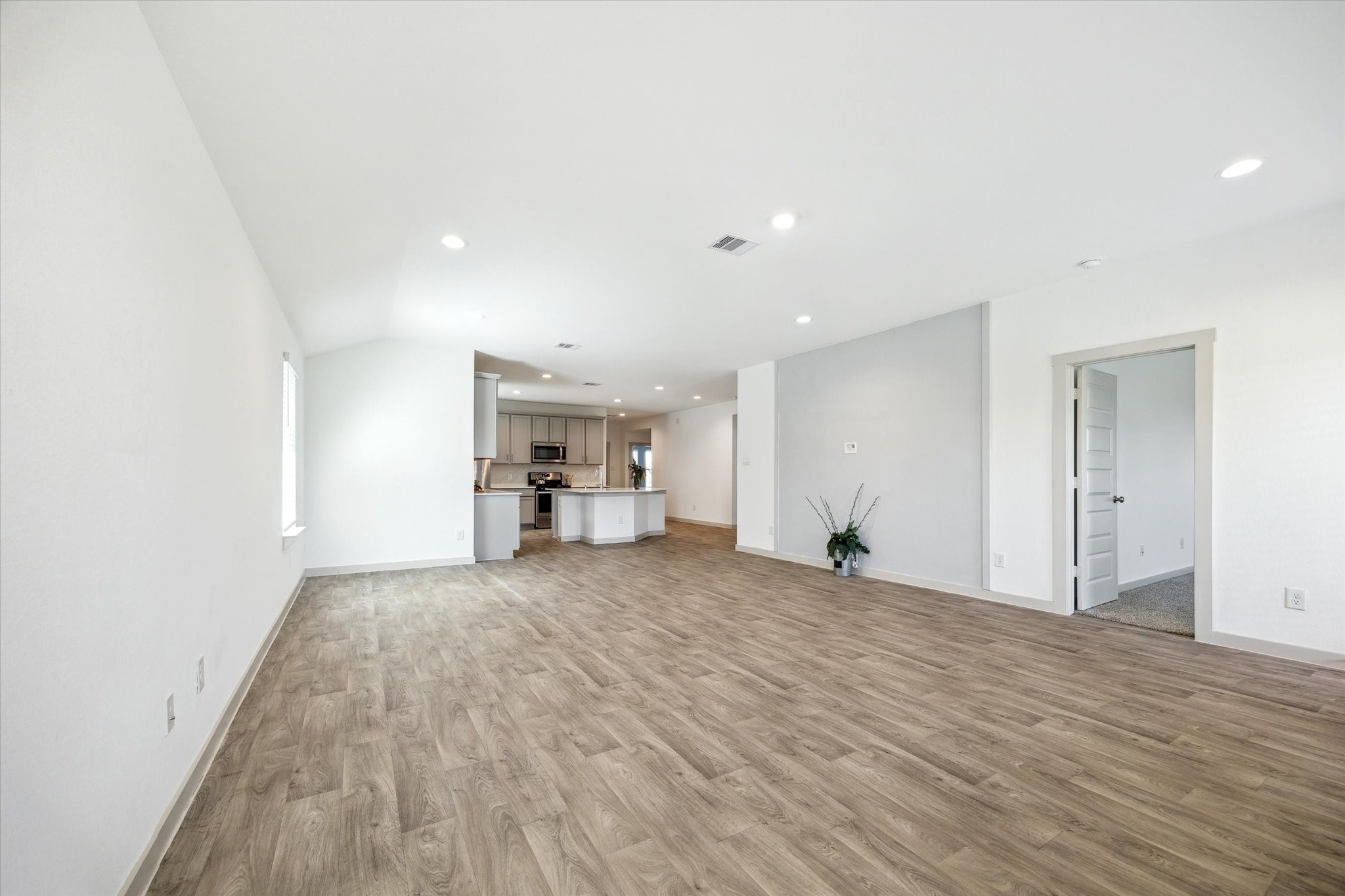 8115 Brahman Lane Property Photo 6