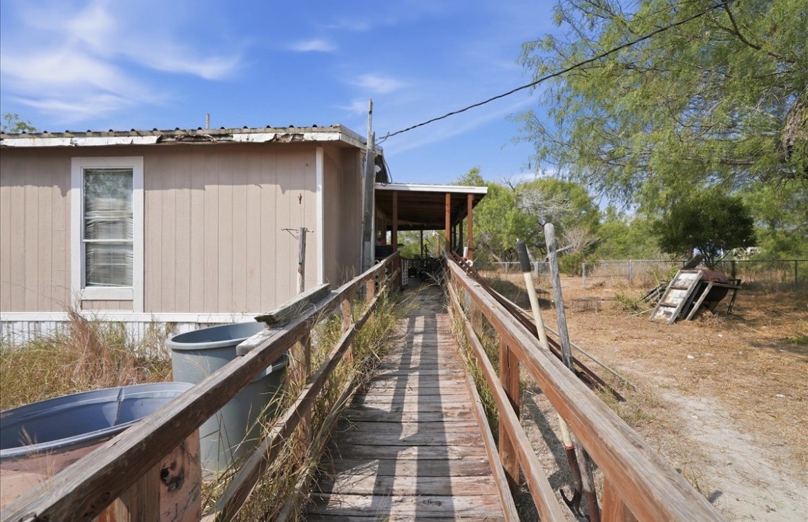 835 S County Road 1132 Property Photo 7