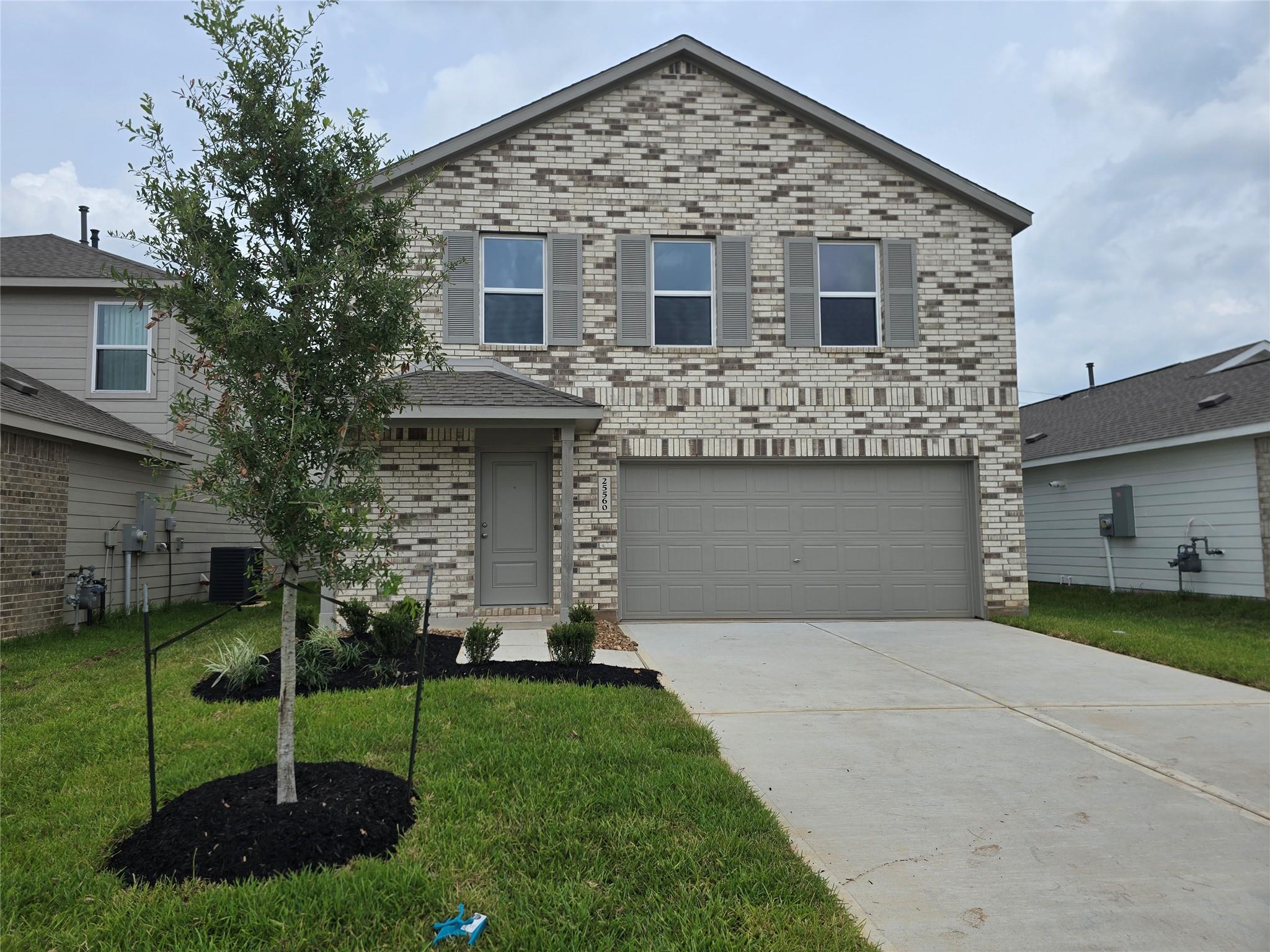 25560 Blossom Court Property Photo 1
