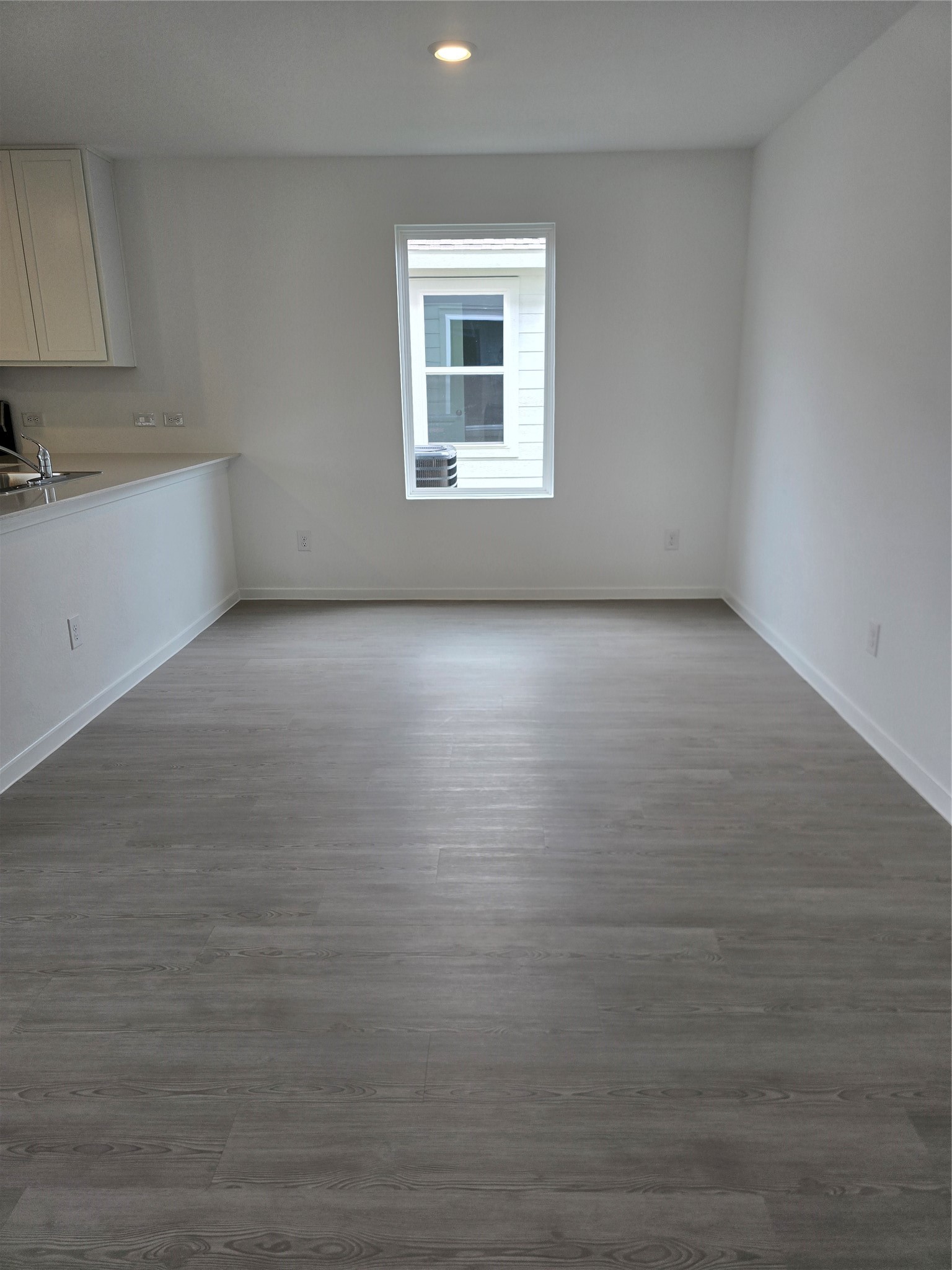 25560 Blossom Court Property Photo 7