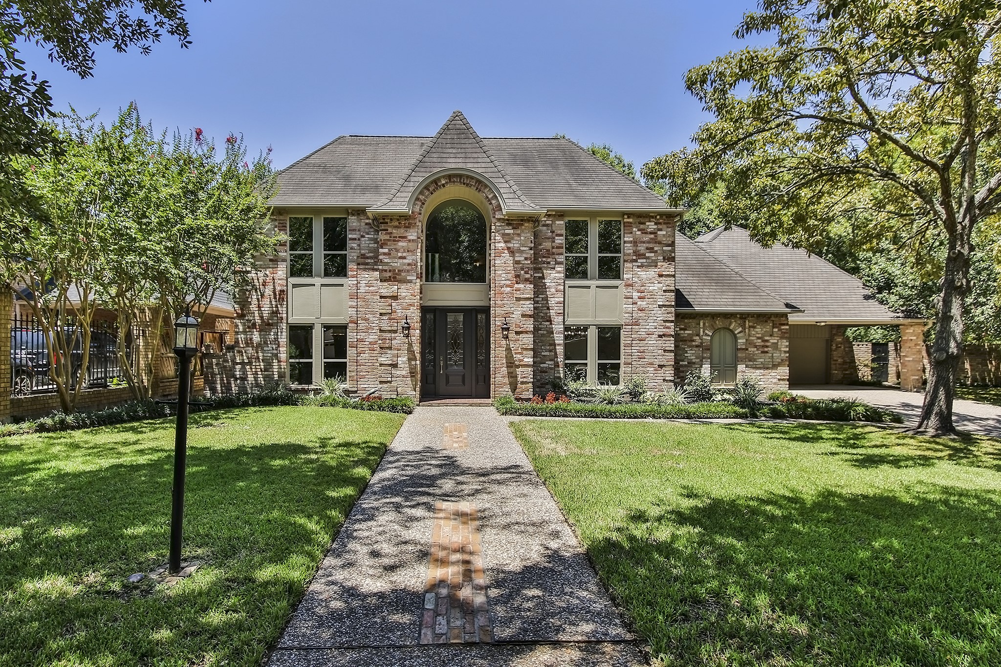 810 Herdsman Drive Property Photo 1