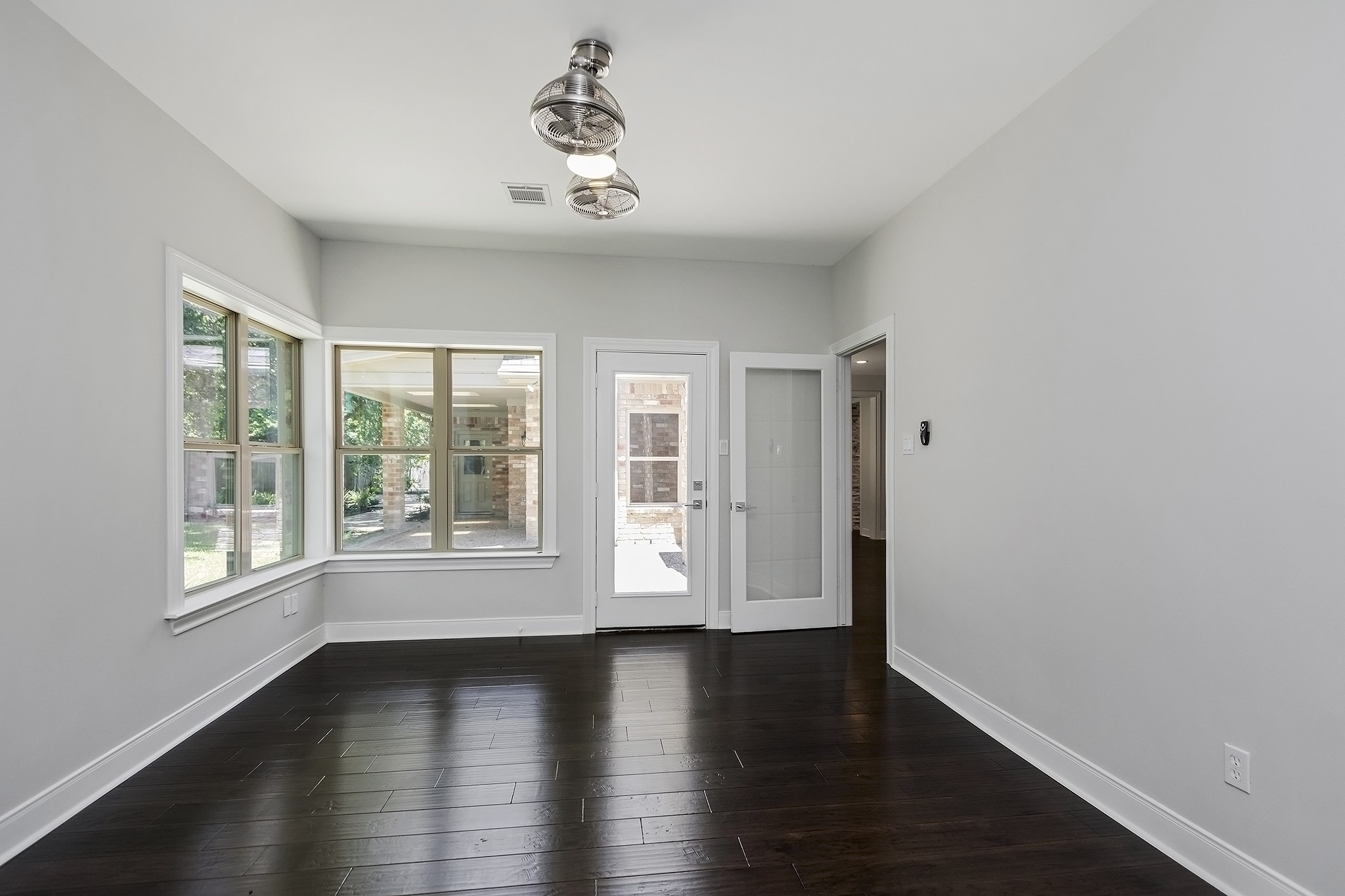 810 Herdsman Drive Property Photo 15