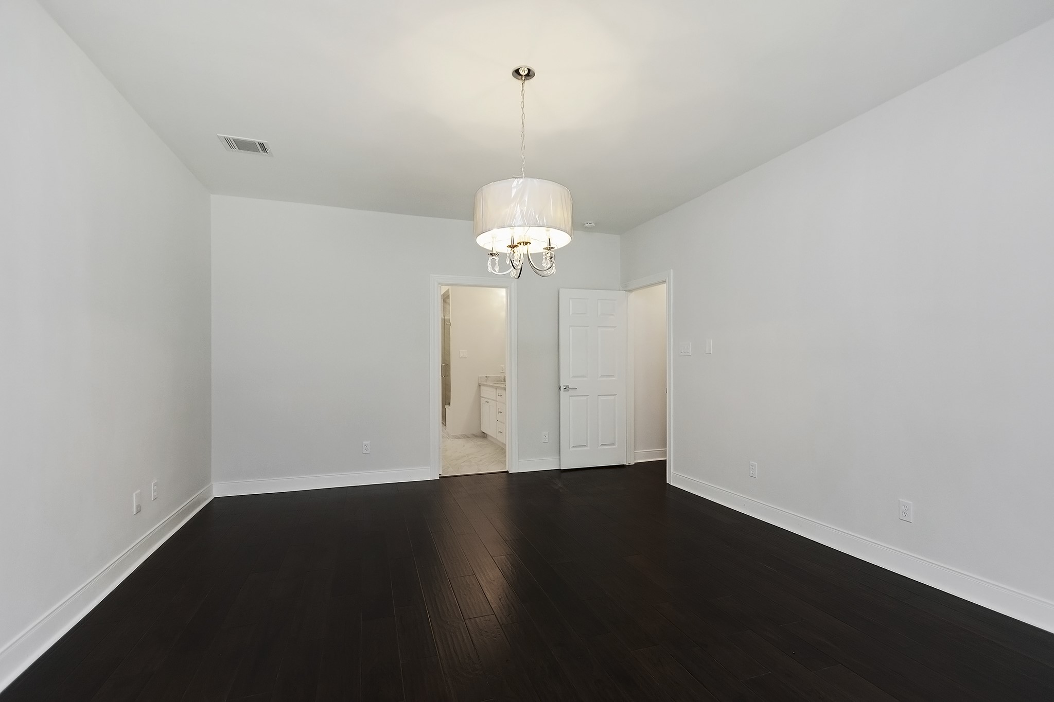 810 Herdsman Drive Property Photo 17