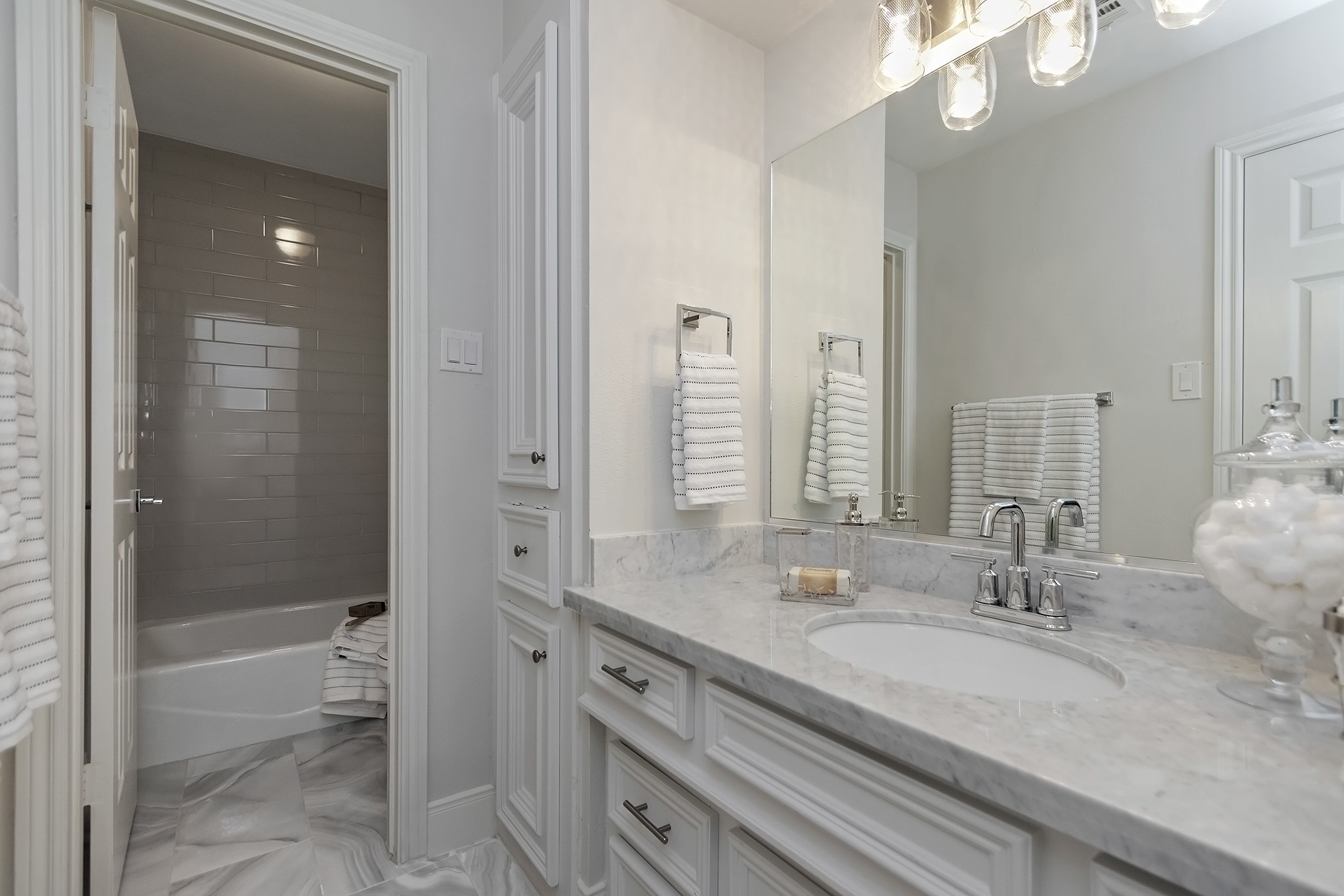 810 Herdsman Drive Property Photo 28