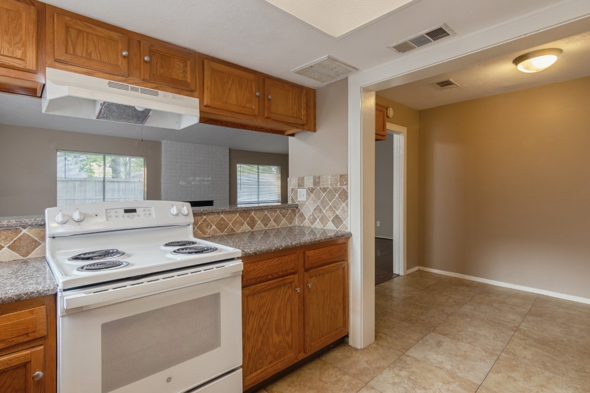 4425 Algernon Drive Property Photo 11