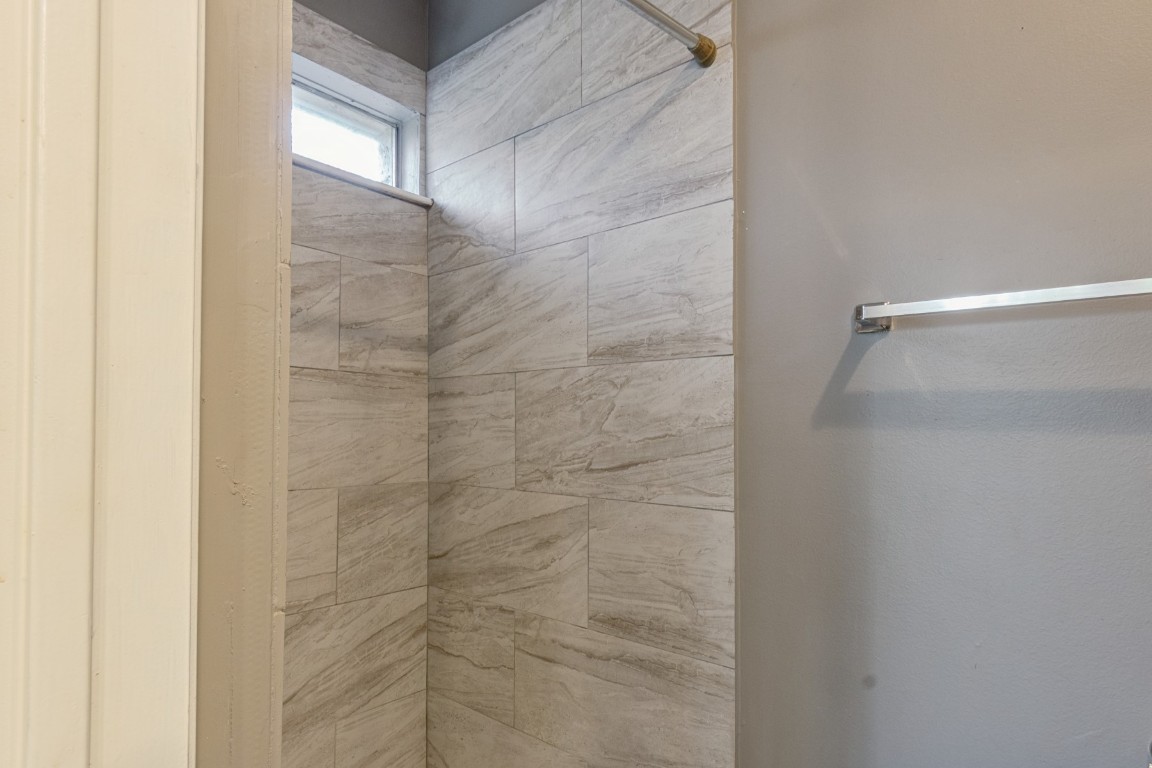 4425 Algernon Drive Property Photo 16