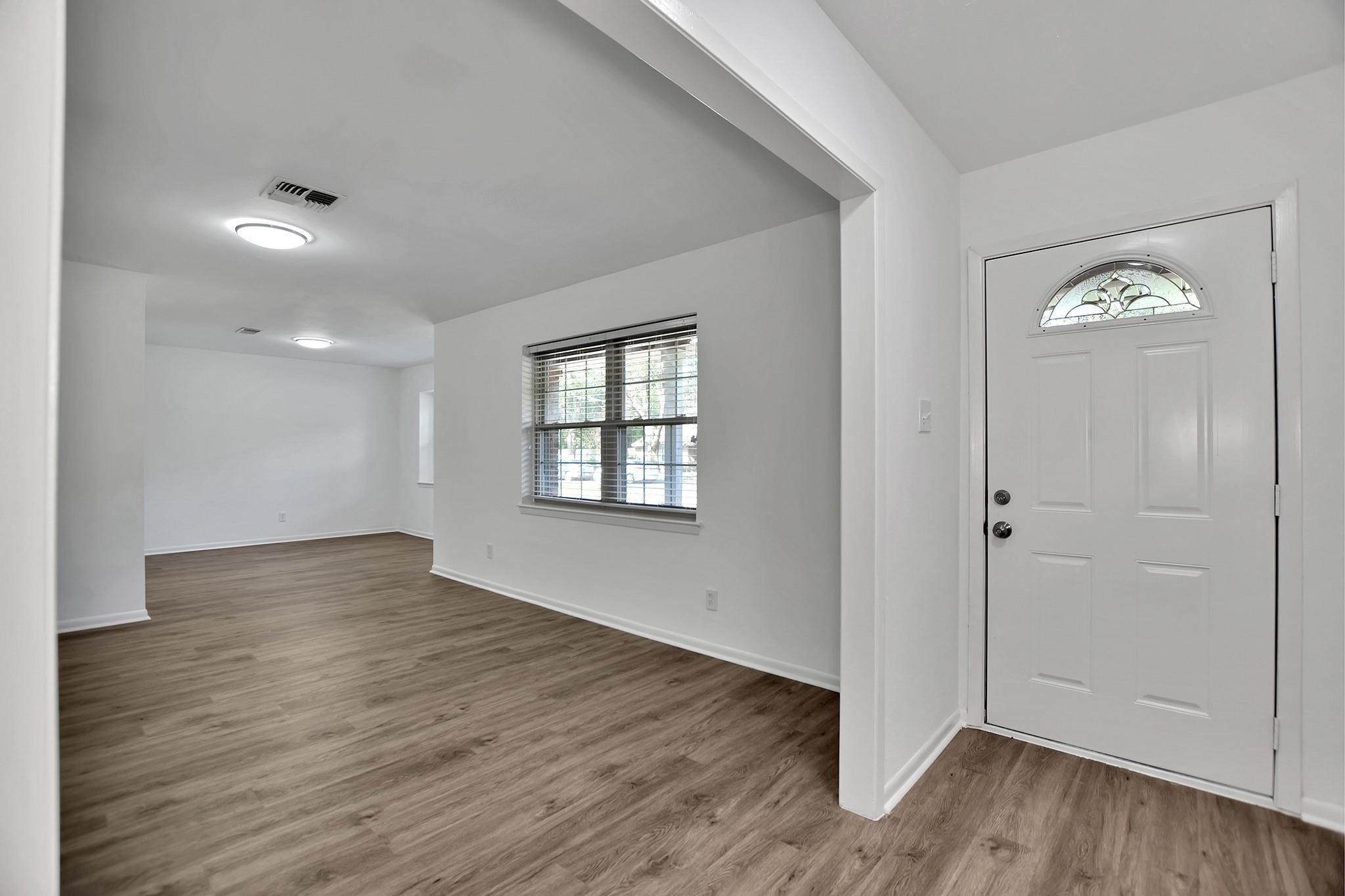 10513 Moorberry Lane Property Photo 4