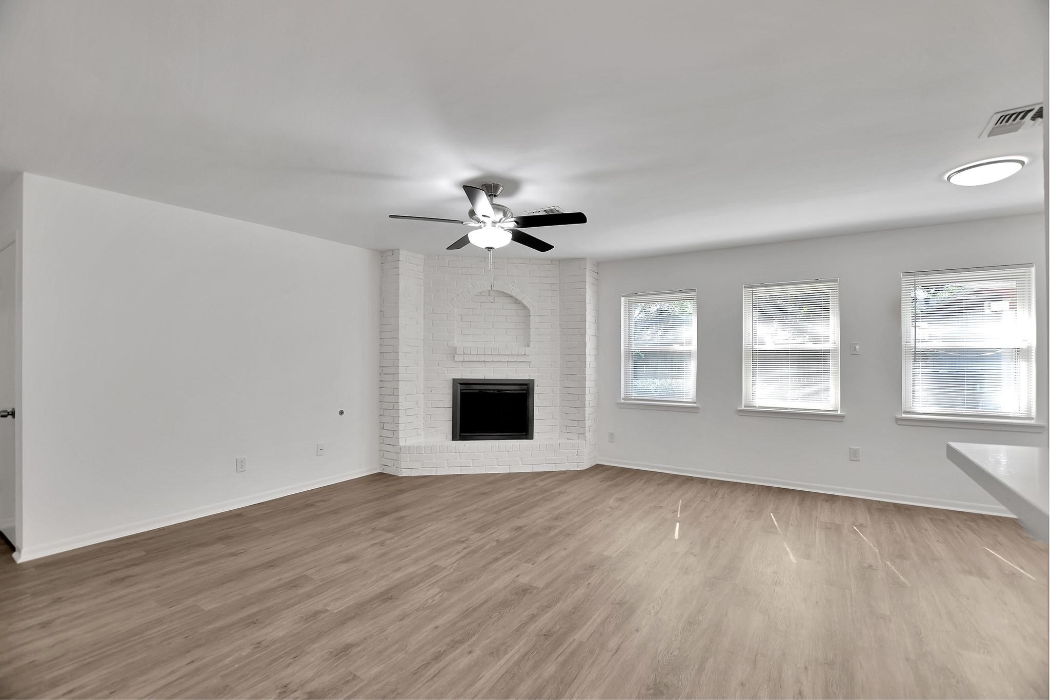 10513 Moorberry Lane Property Photo 8