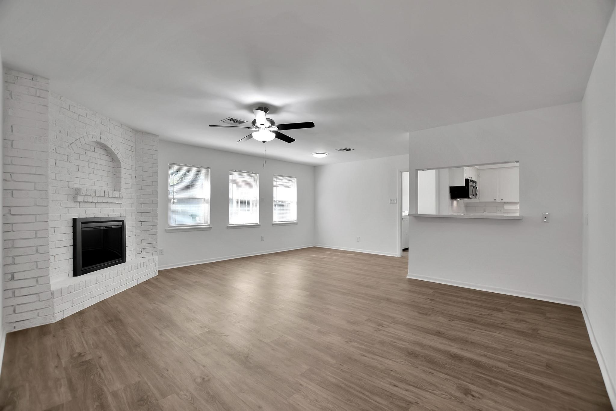 10513 Moorberry Lane Property Photo 9