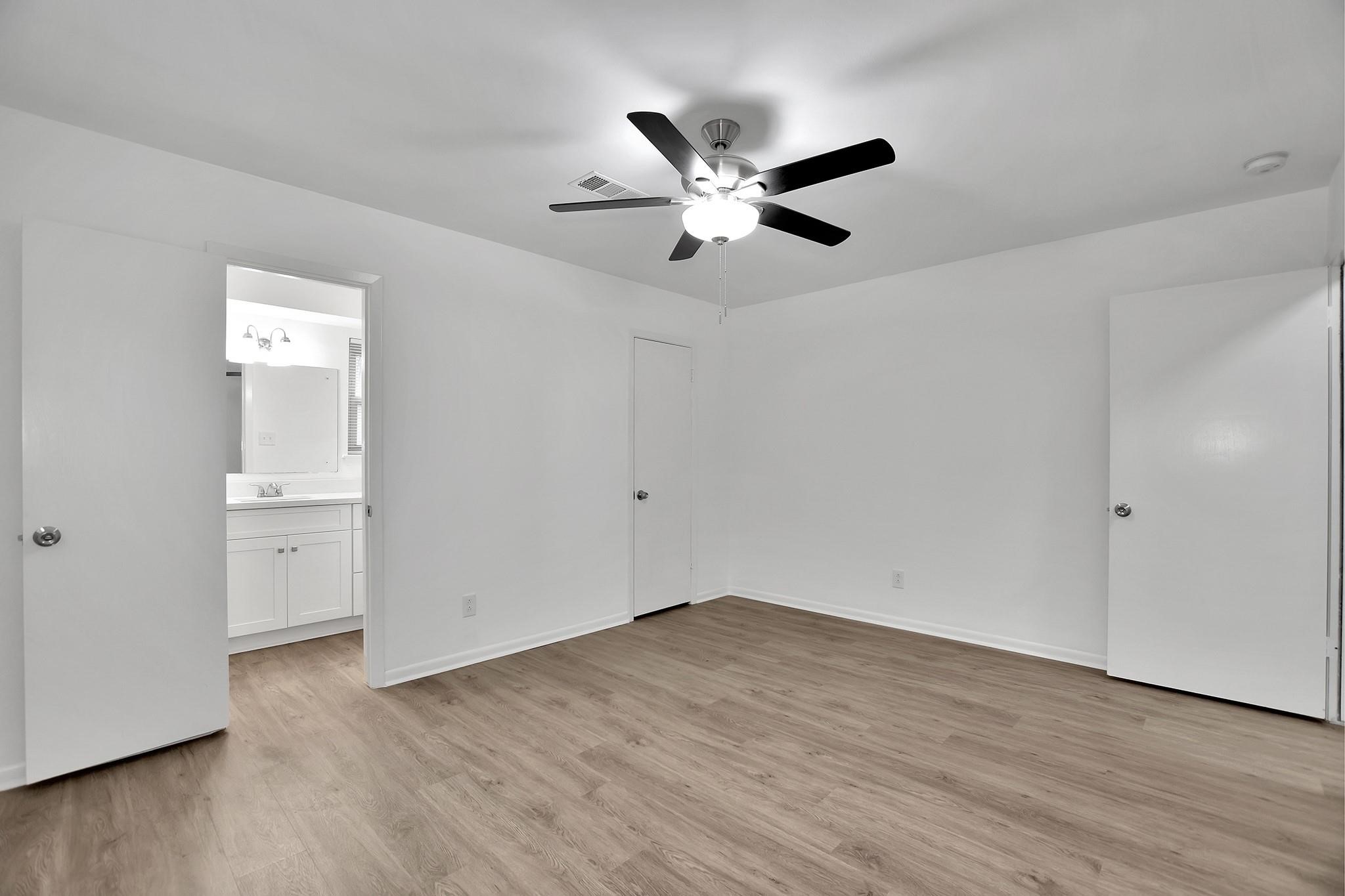 10513 Moorberry Lane Property Photo 17