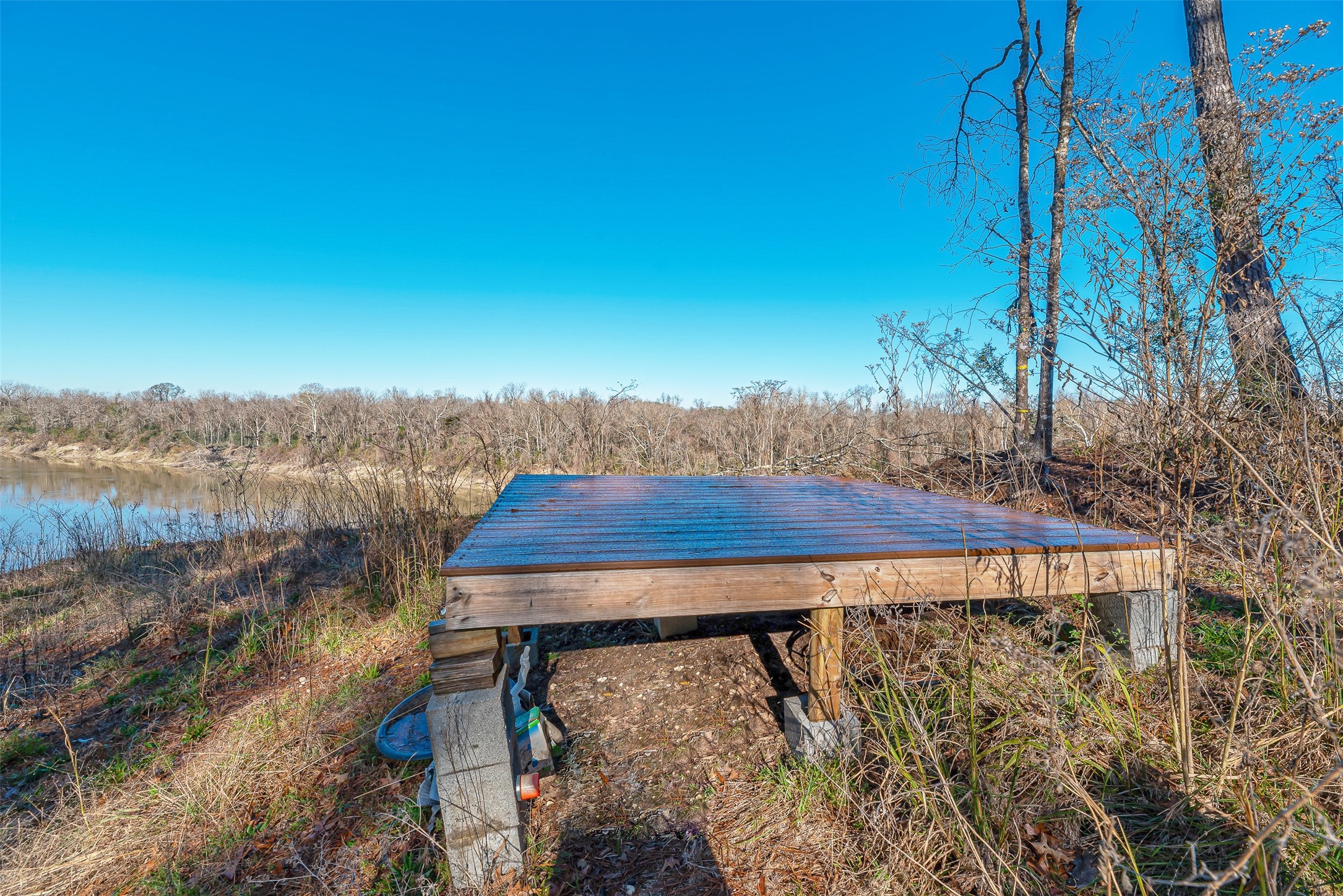 898 Taylor Lake Road Property Photo 6