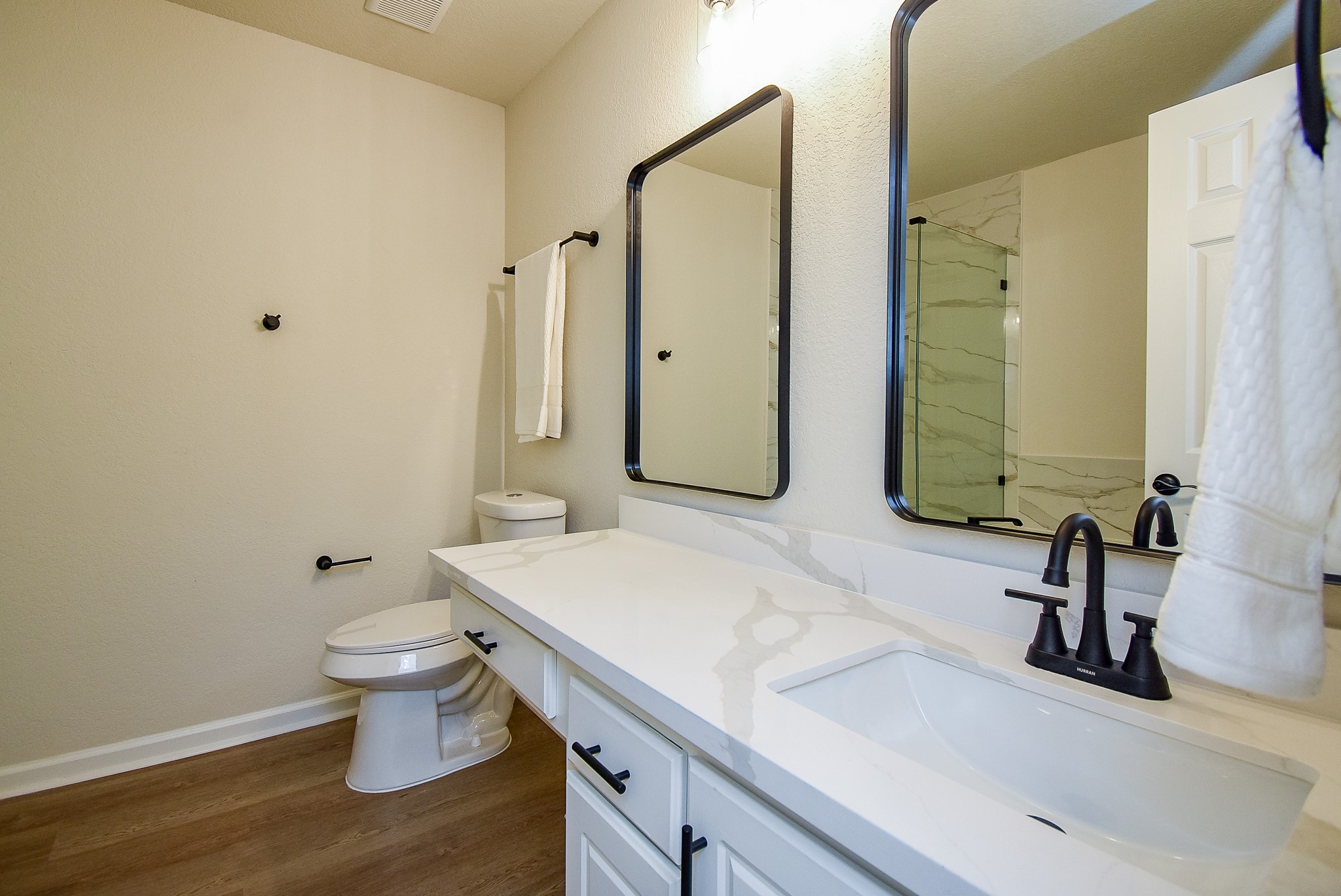 2710 Falling Forest Court Property Photo 20