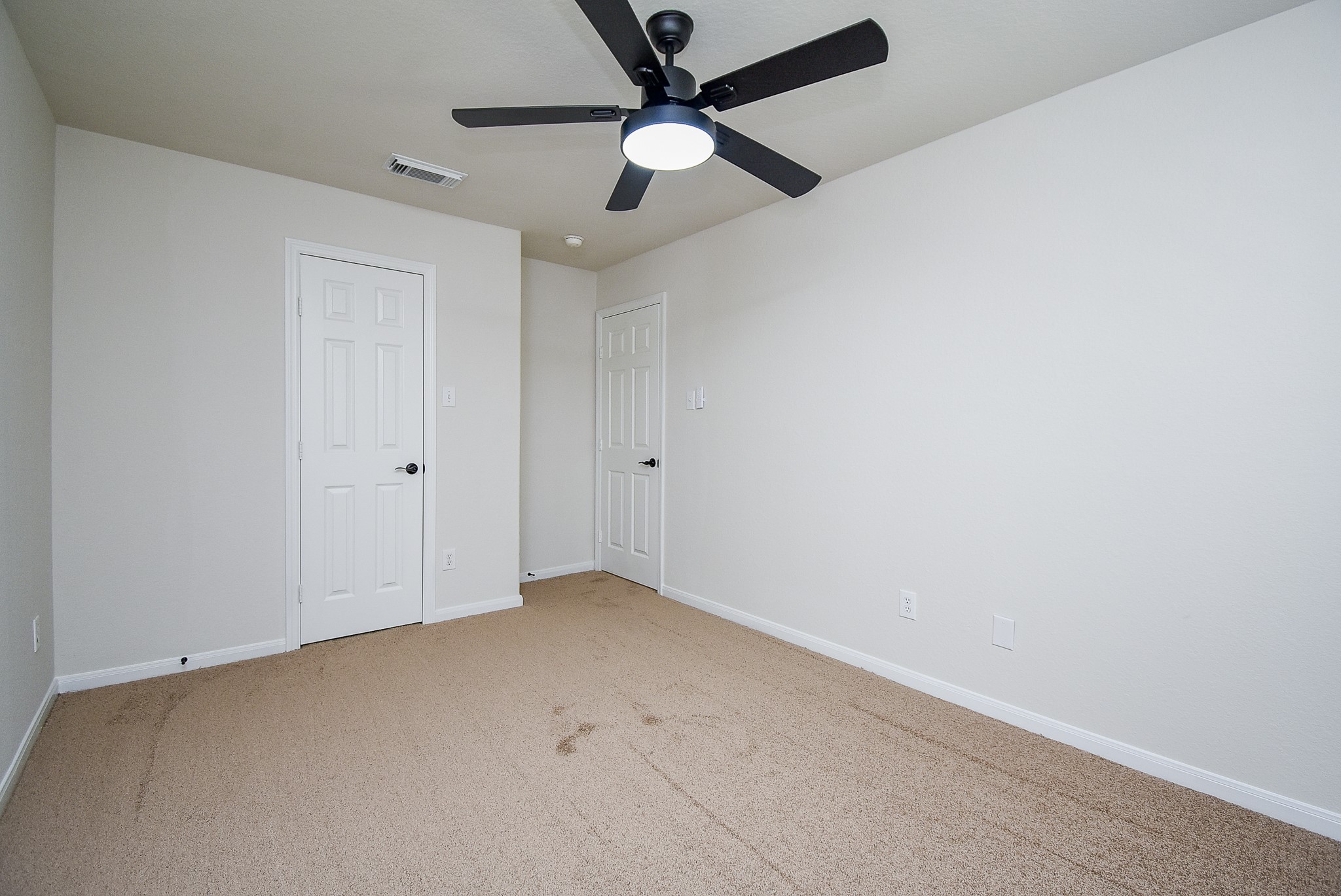 2710 Falling Forest Court Property Photo 30