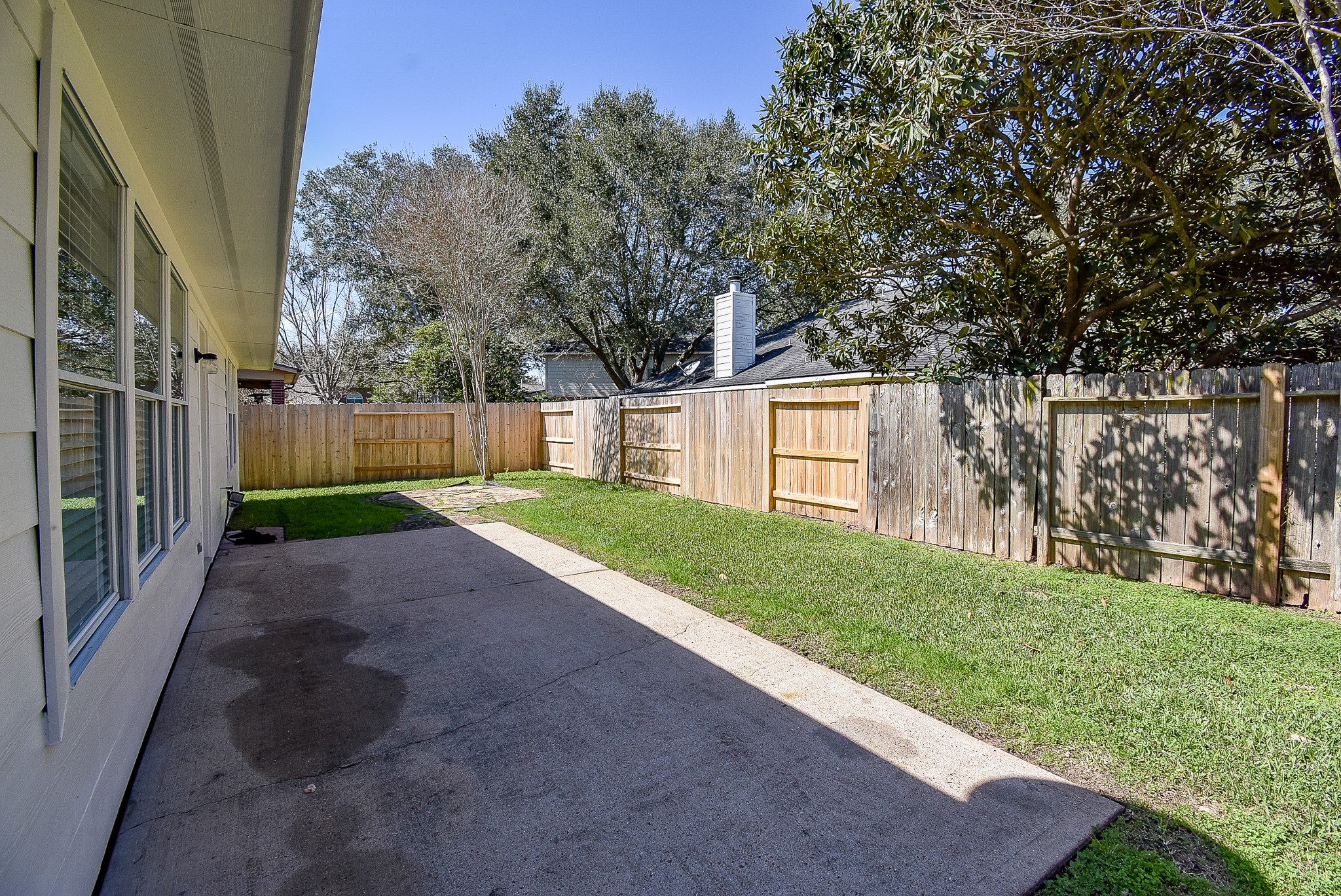 2710 Falling Forest Court Property Photo 31