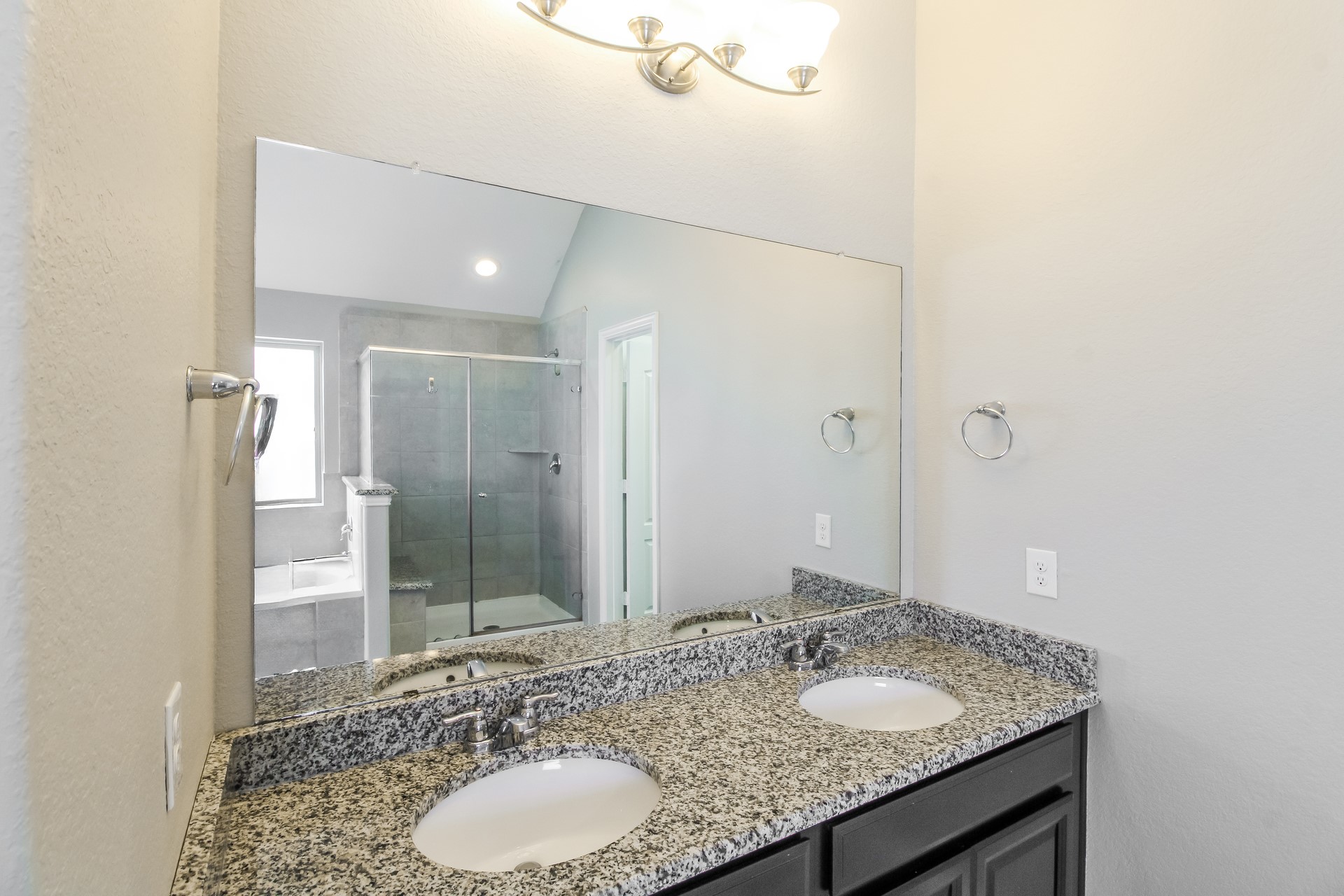 12519 Tamaron Drive Property Photo 9