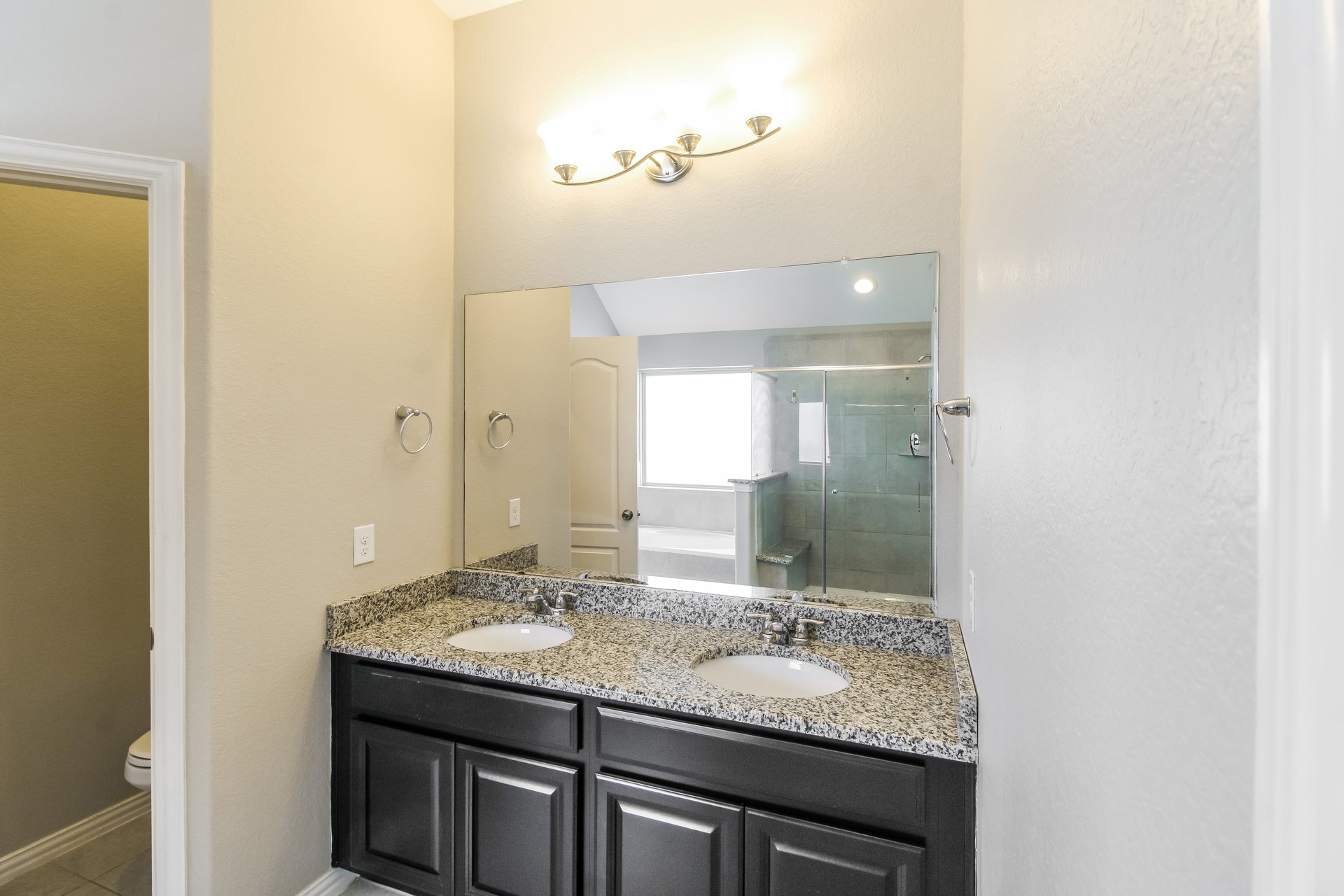 12519 Tamaron Drive Property Photo 16
