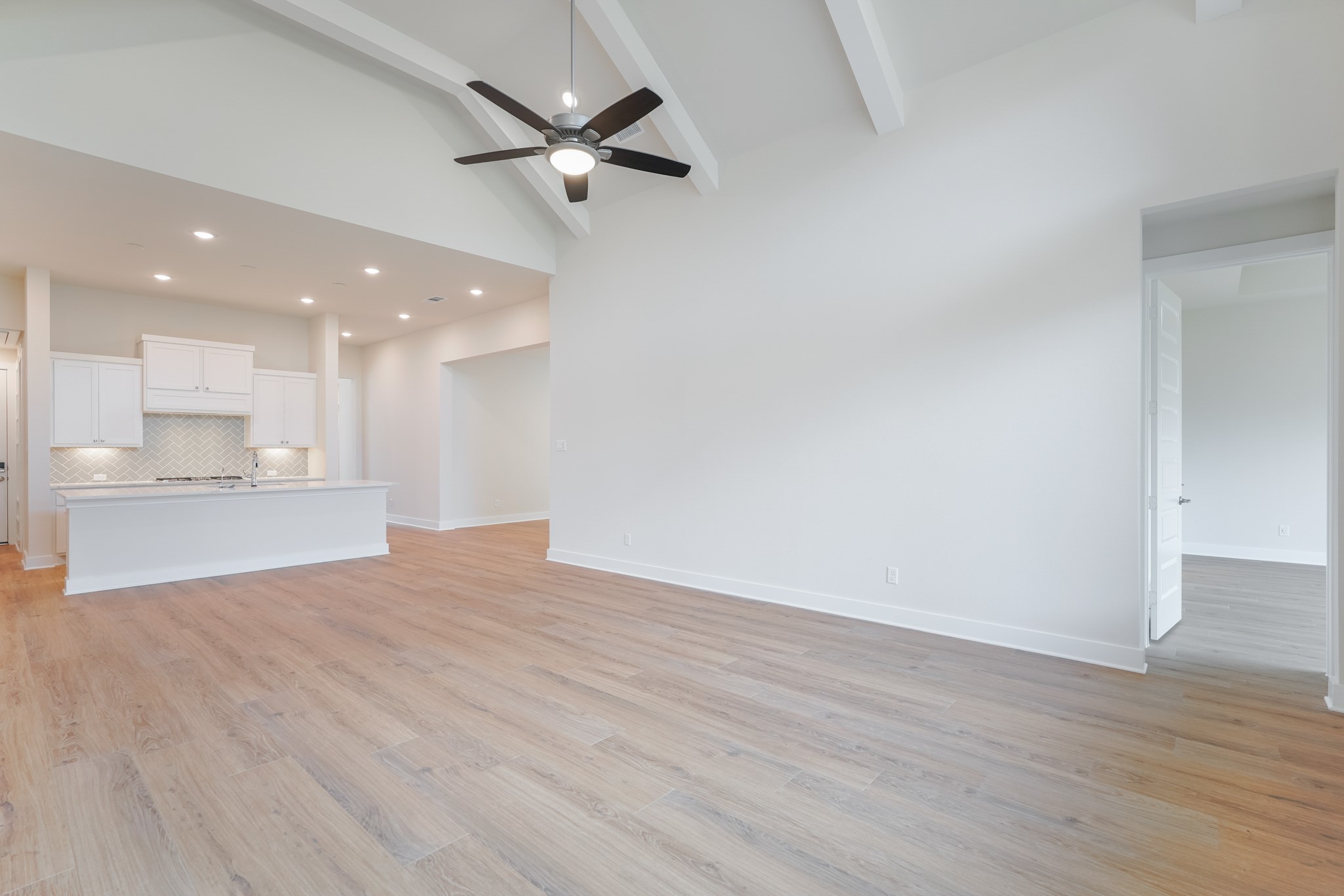 28156 Graywood Drive Property Photo 10