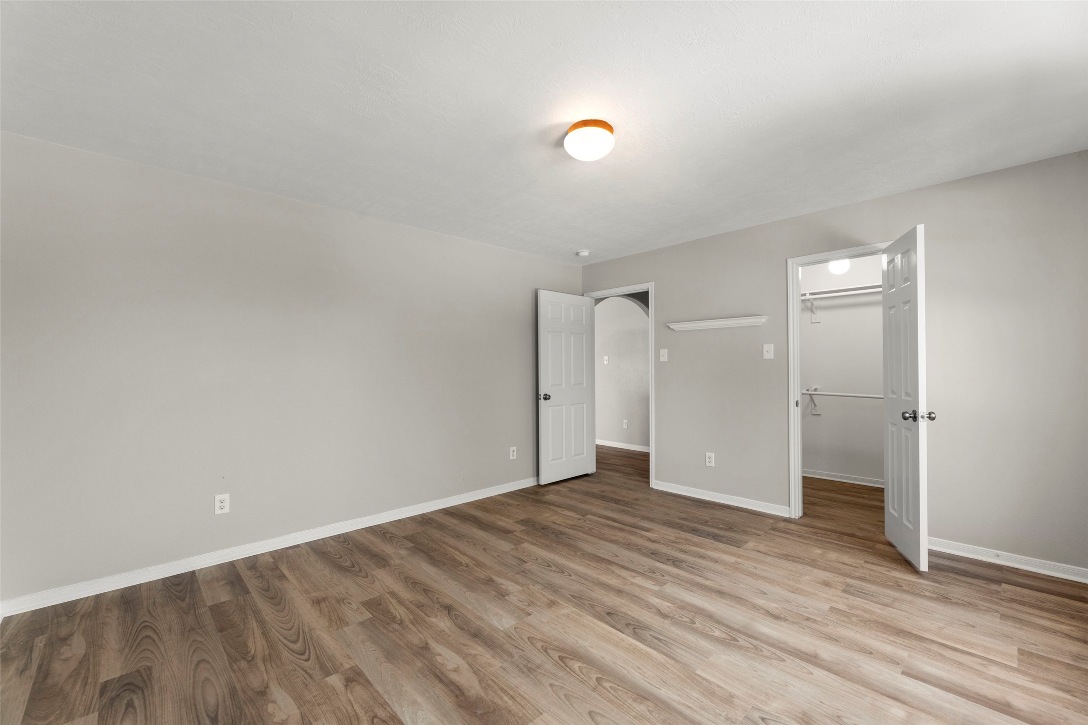 8911 Willow Wind Lane Property Photo 17
