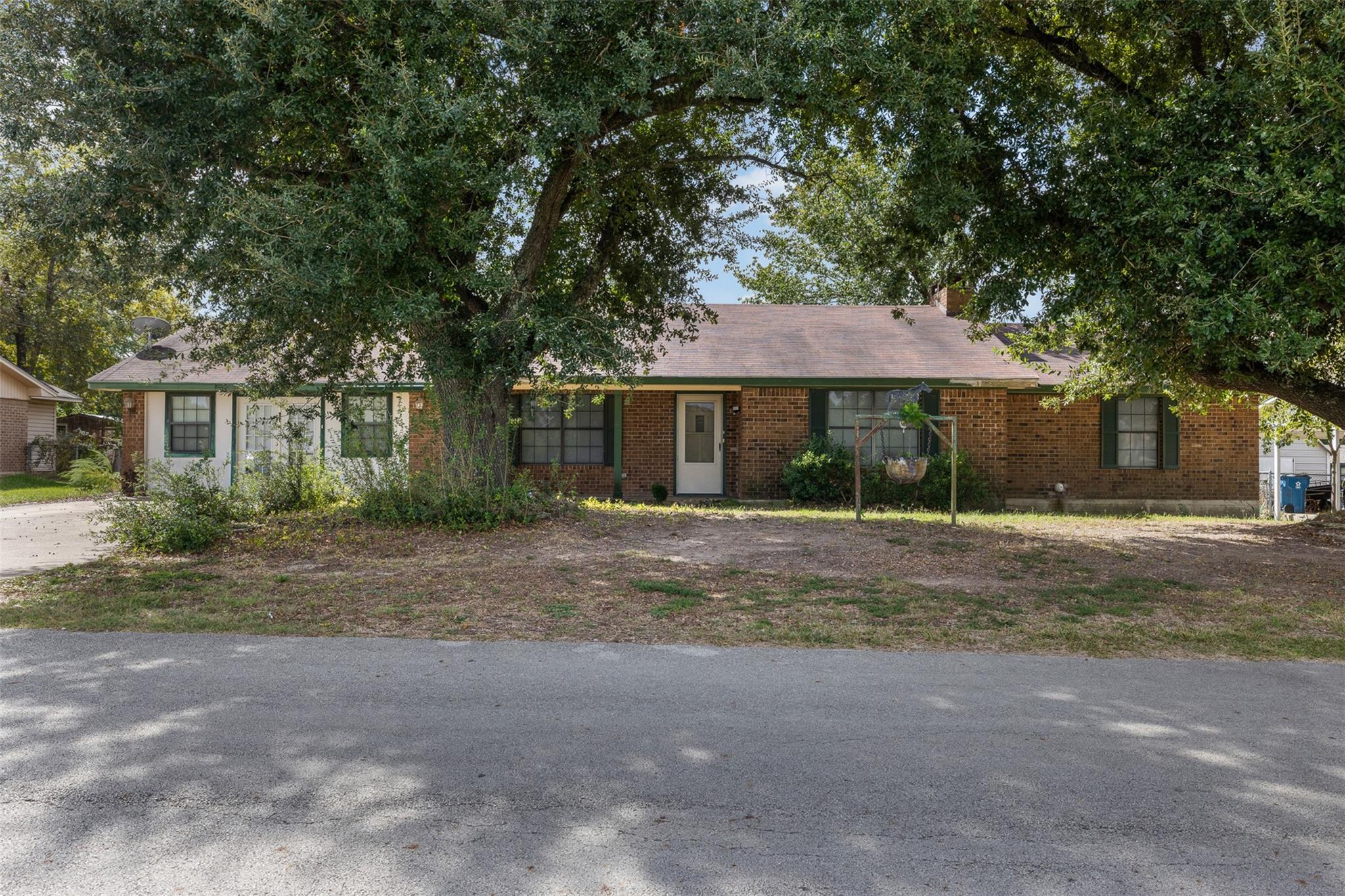 308 Hospital Drive Property Photo 1