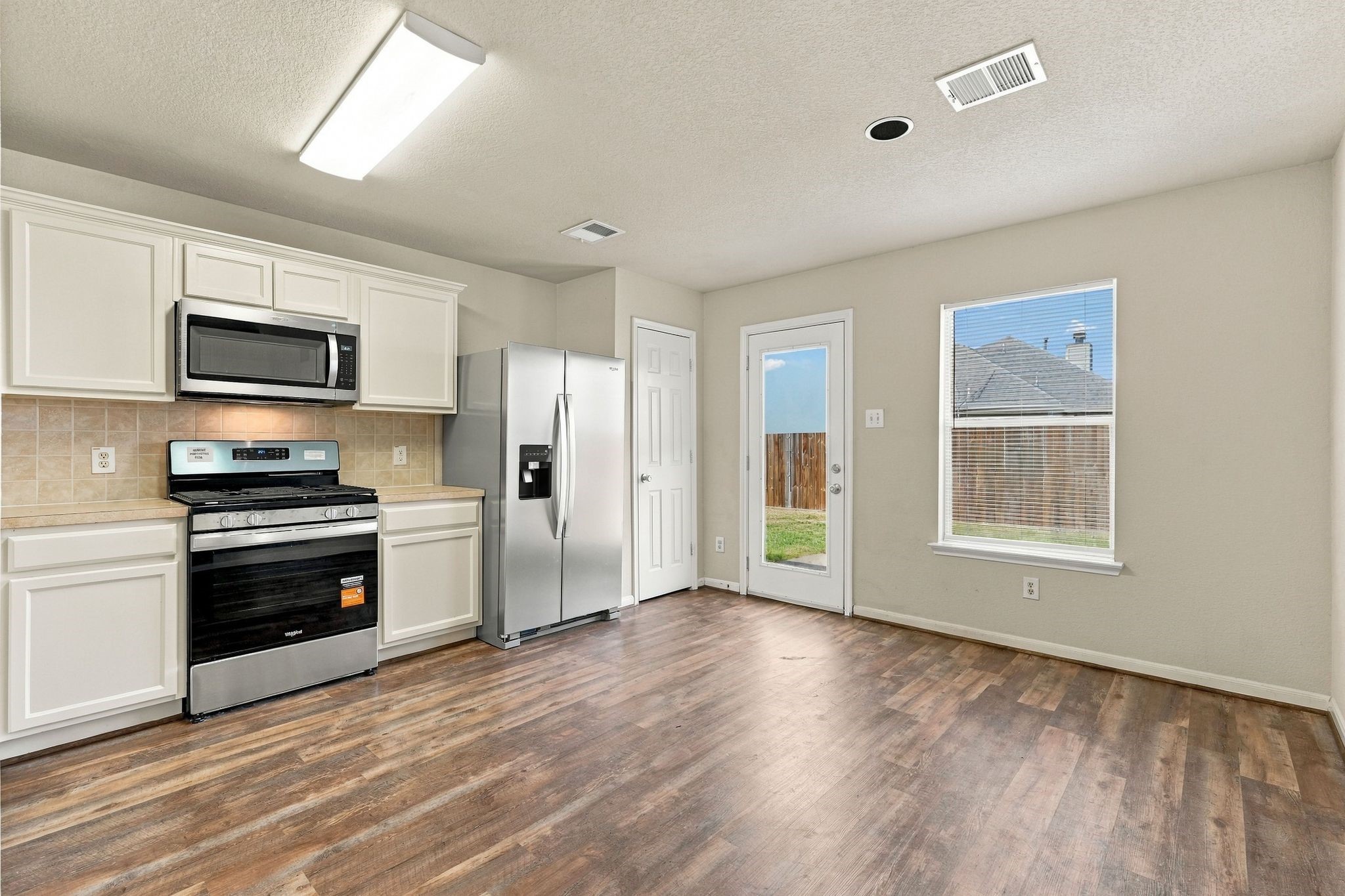 3006 Rustling Chestnut Street Property Photo 14