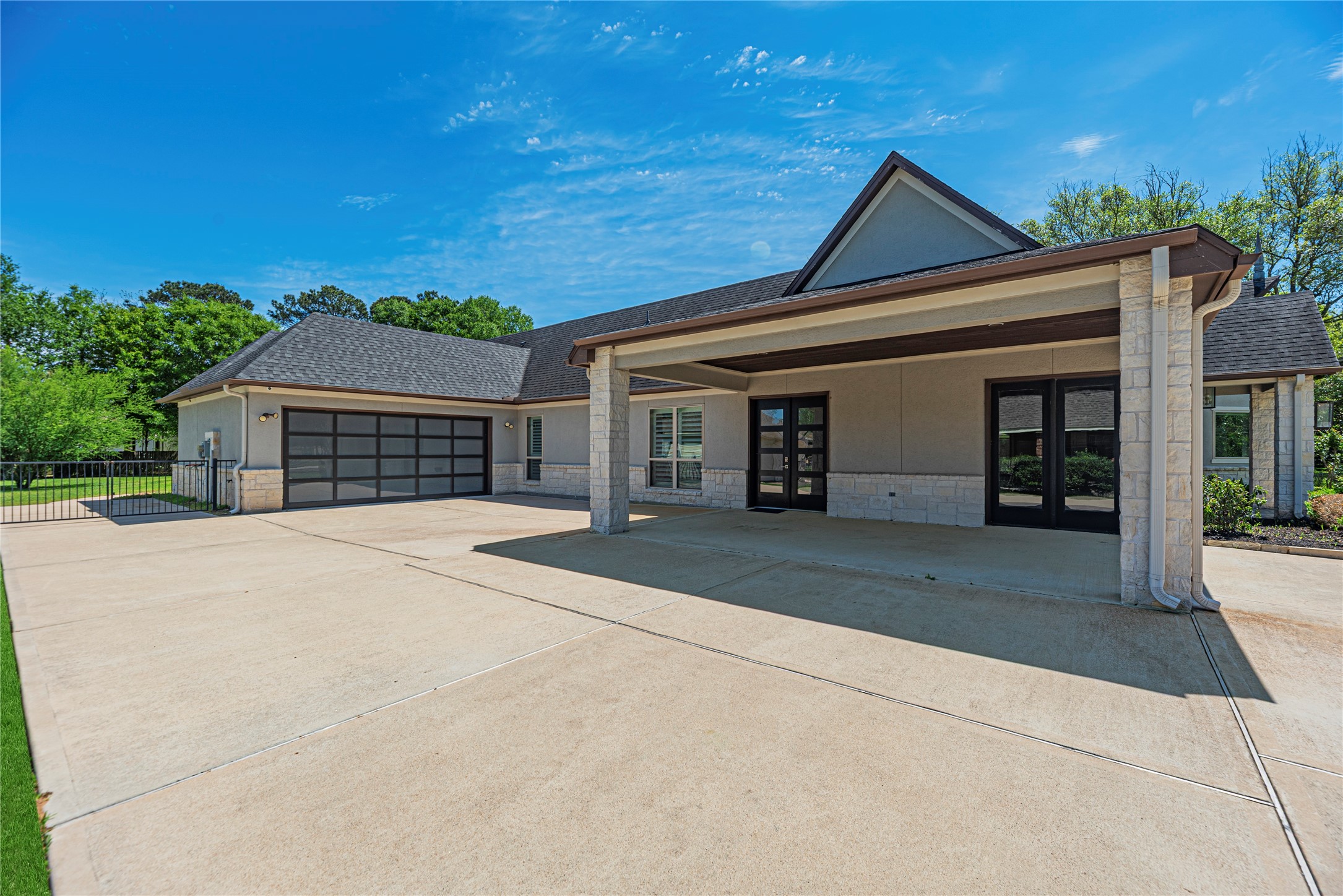 2911 S Saddlebrook Lane Property Photo 44