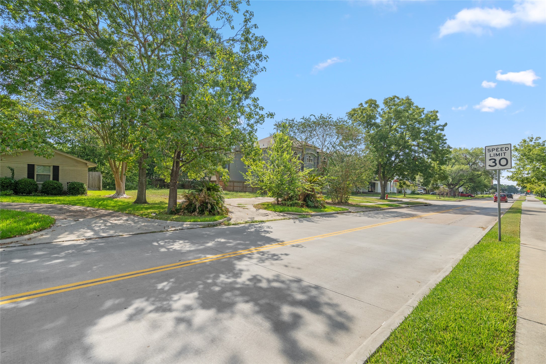 5517 Newcastle Street Property Photo 3